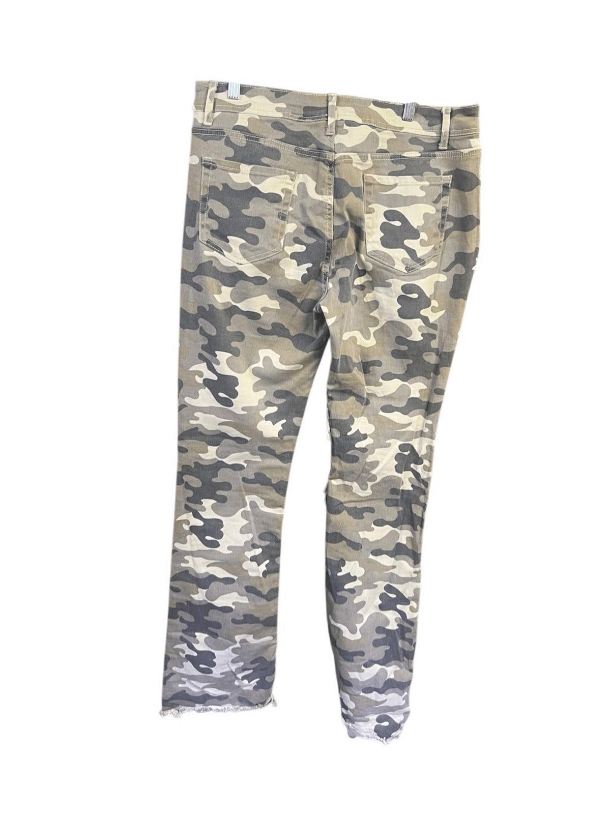 Designer RED FOX WOMEN'S STACKED TWILL PANTS (KHAKI CAMO) Sz XL Size 40" / US 18 - 2 Thumbnail