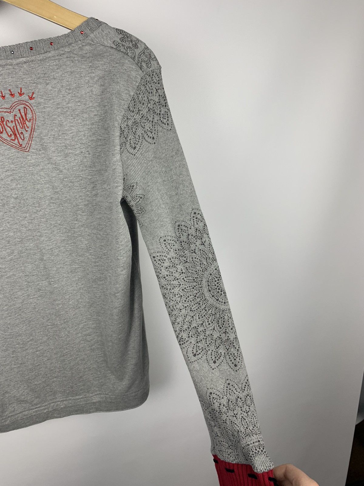 Desigual Vintage Y2K Desigual Love Heart Sweater Size L Avant Garde Size L / US 10 / IT 46 - 14 Thumbnail