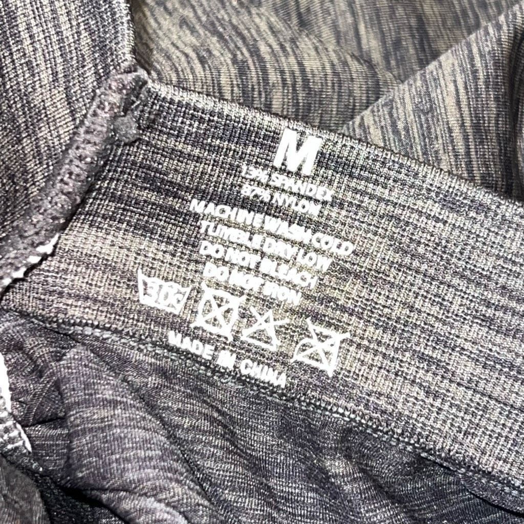 Other 6 Piece Scrunch Butt Workout Lot: Honeycomb, Cheetah XS-Small, Shorts & Leggings Size 26" / US 2 / IT 38 - 8 Thumbnail