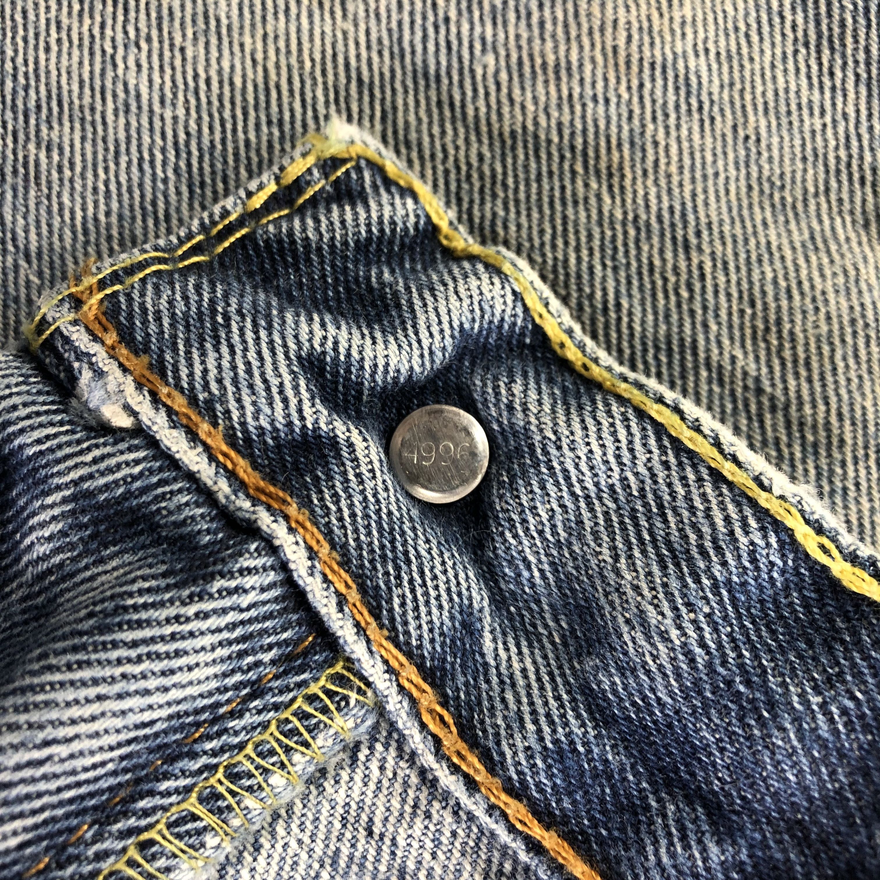 Levi's Vintage Levis 505 Jeans-J3374 Size US 35 - 10 Thumbnail