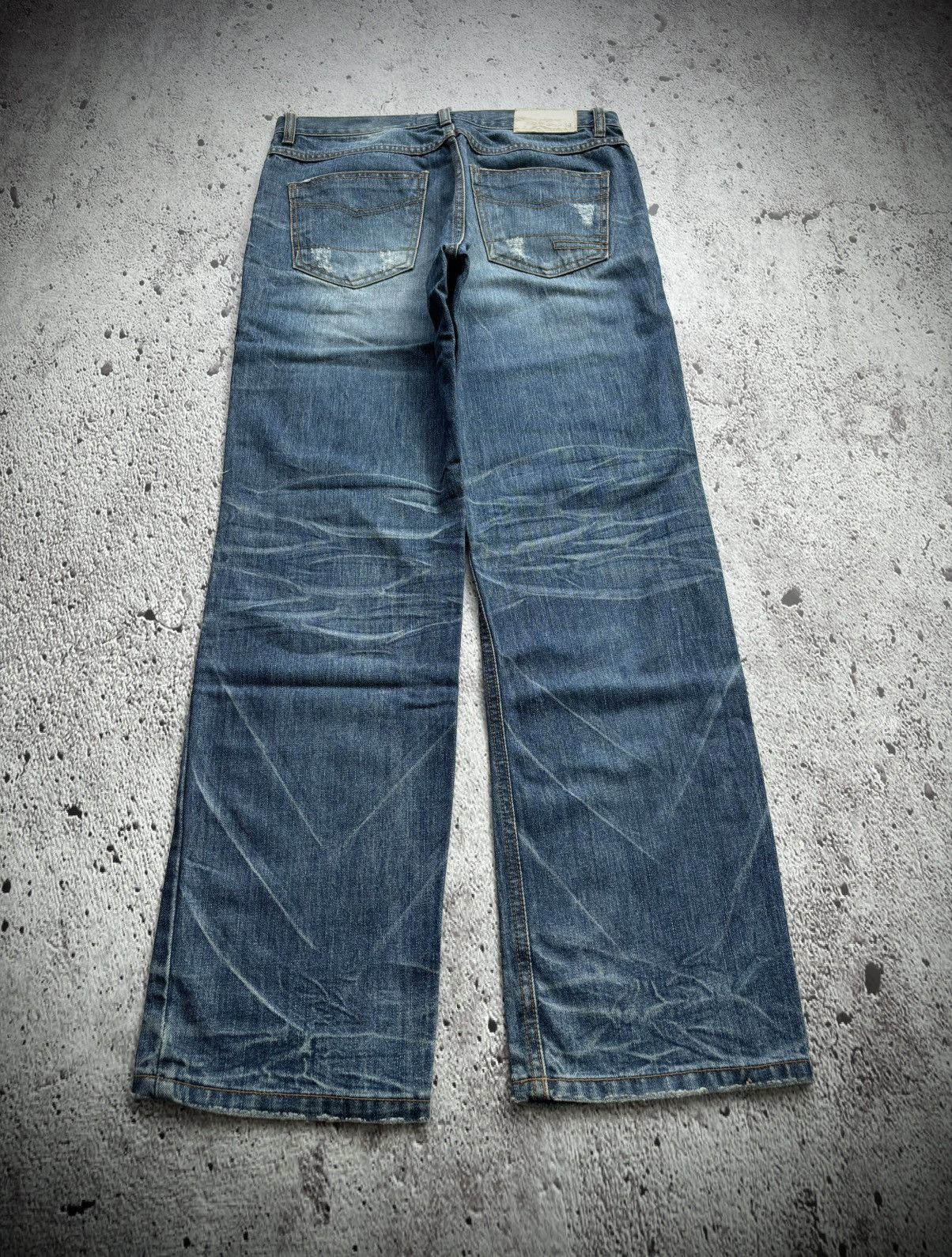 Hysteric Glamour Distressed denim yaponskii Denim jeans Size US 32 / EU 48 - 2 Thumbnail