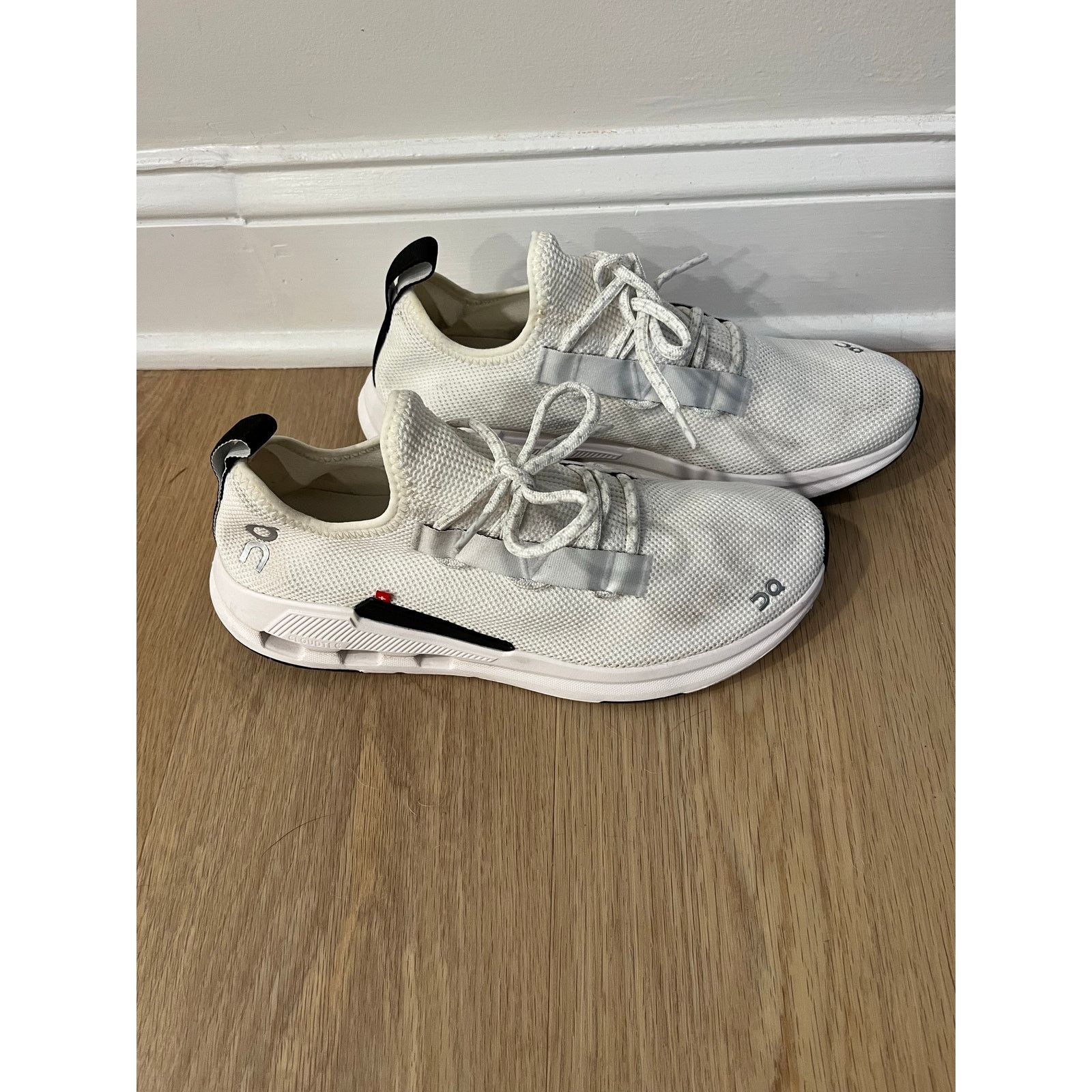 On On Mens Cloudeasy Undyed White/Black Running Size US 10 / EU 43 - 3 Thumbnail