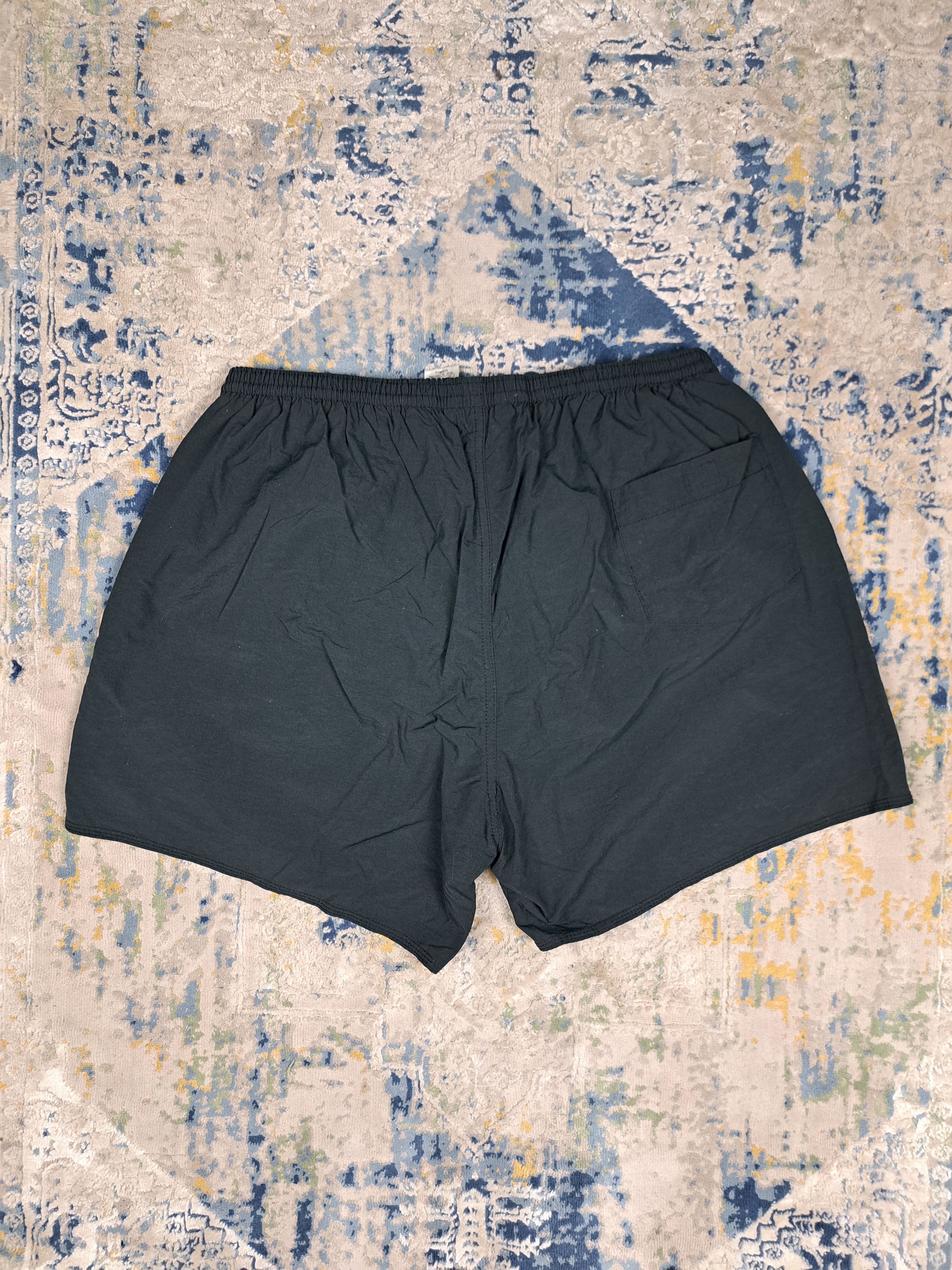Nike Vintage 90s Nike Black Tag Running Shorts Blokecore Size US 36 / EU 52 - 5 Thumbnail
