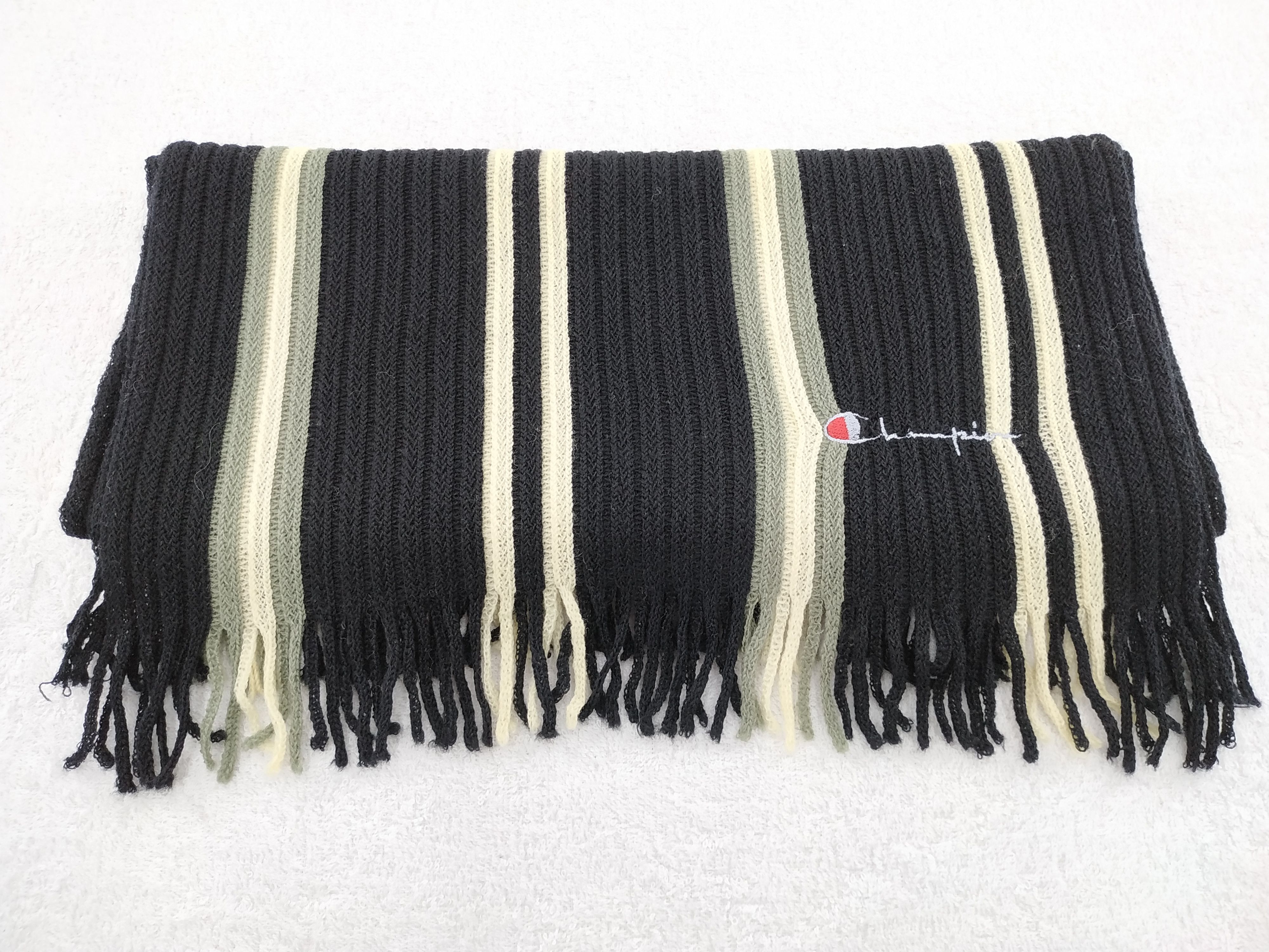 Champion Vintage Champion Scarf/Muffler/Neckwear MF426A Size ONE SIZE - 3 Thumbnail