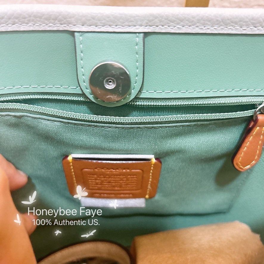 Coach City Bucket Bag With Seahorse Charm CBH75 Size ONE SIZE - 4 Thumbnail