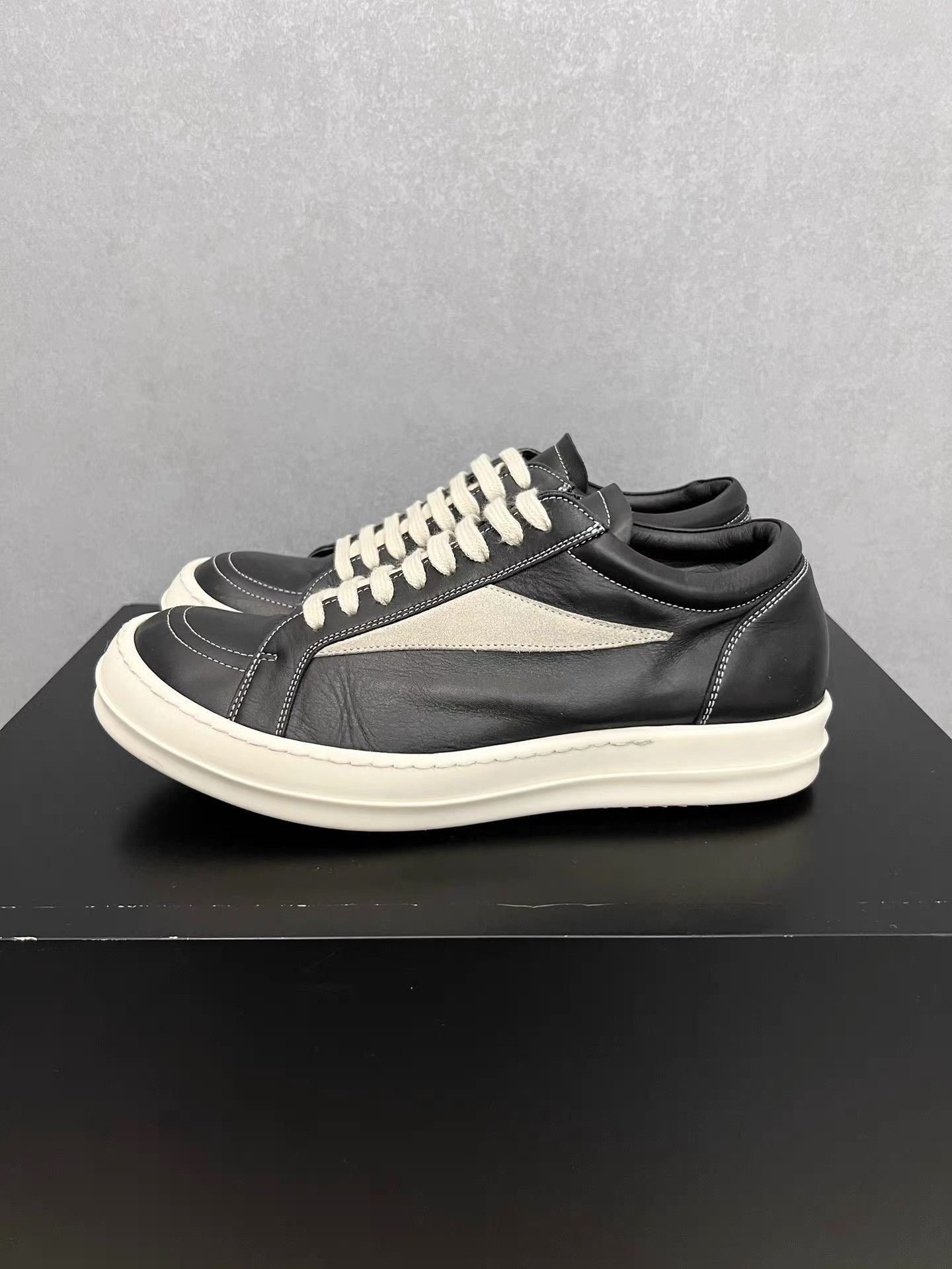 Rick Owens Rick Owens Strobe Vintage Low-Top K34 Size US 7 / EU 40 - 2 Thumbnail