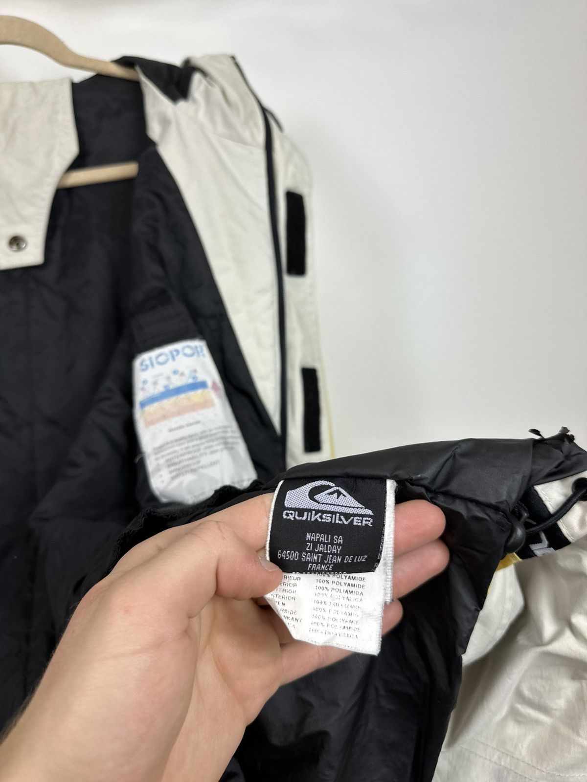 Quiksilver Vintage Quiksilver Gorpcore Shell Ski Snowboarding Jacket Size US L / EU 52-54 / 3 - 21 Thumbnail
