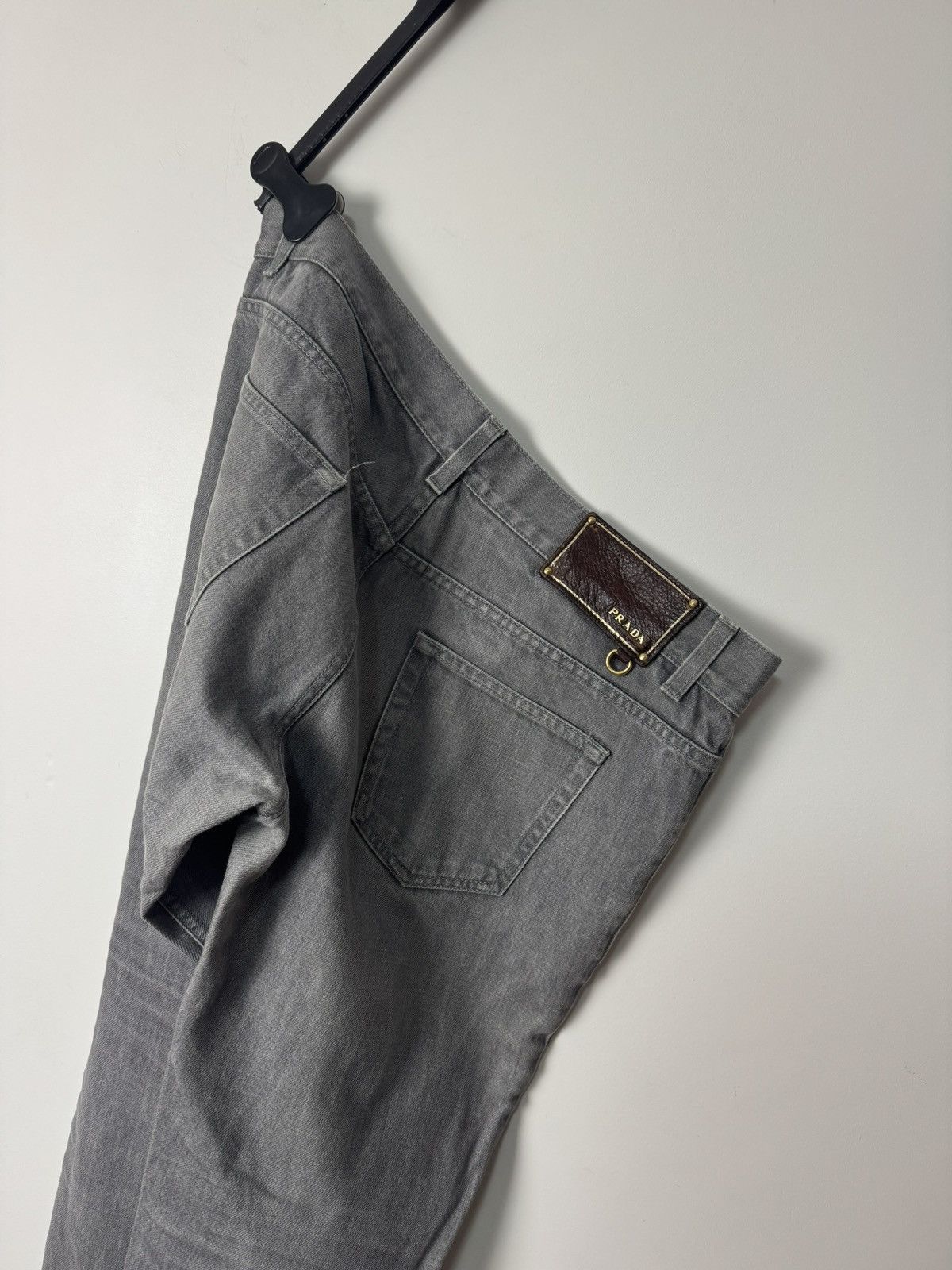 Prada Prada Grey Tapered Fit Denim Jeans Made in Italy Luxury Size US 34 / EU 50 - 16 Thumbnail