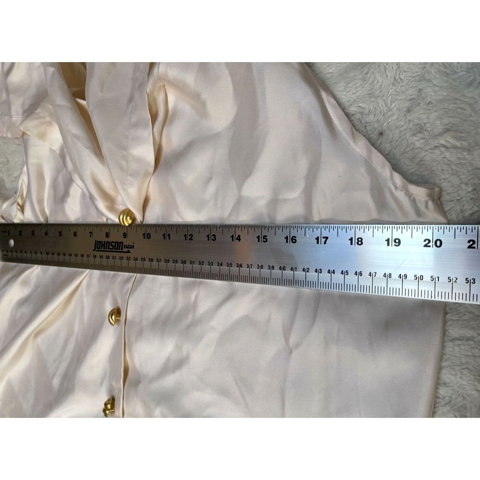 Vintage VINTAGE Stewart Sport Women Silk Button-Front 3/4 Sleeve Top Ivory Large Shirt Dress? Size L / US 10 / IT 46 - 5 Thumbnail
