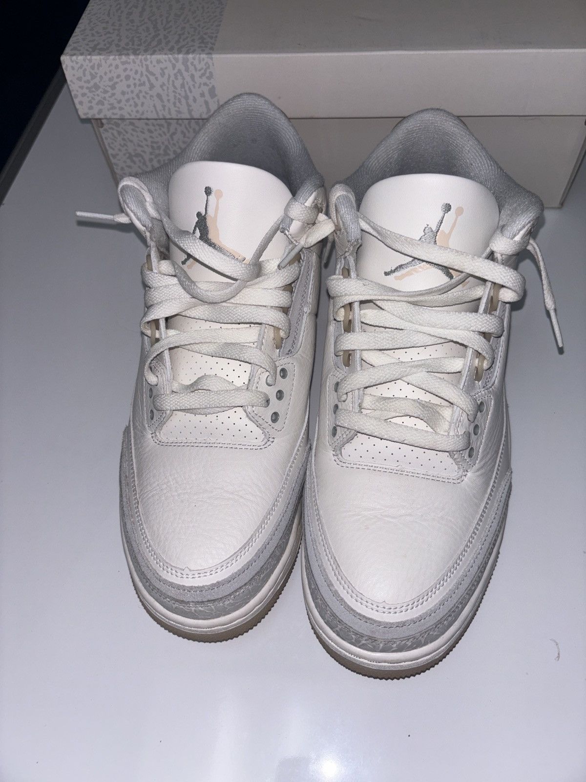 Jordan Brand × Nike Ivory Craft Jordan 3 10.5 Size US 10.5 / EU 43-44 - 1 Thumbnail