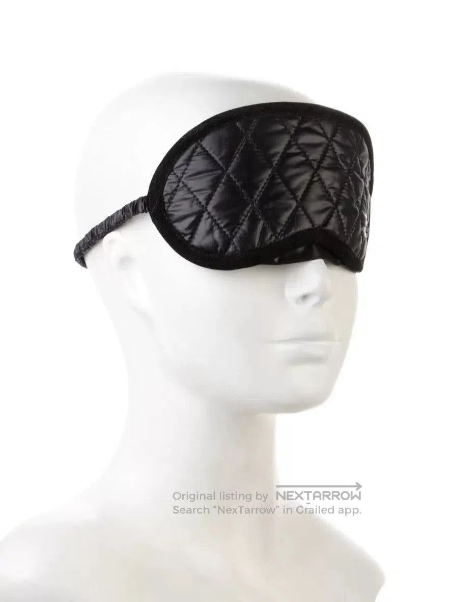 Chanel Chanel Quilted Sleep Mask. Size ONE SIZE - 1 Thumbnail