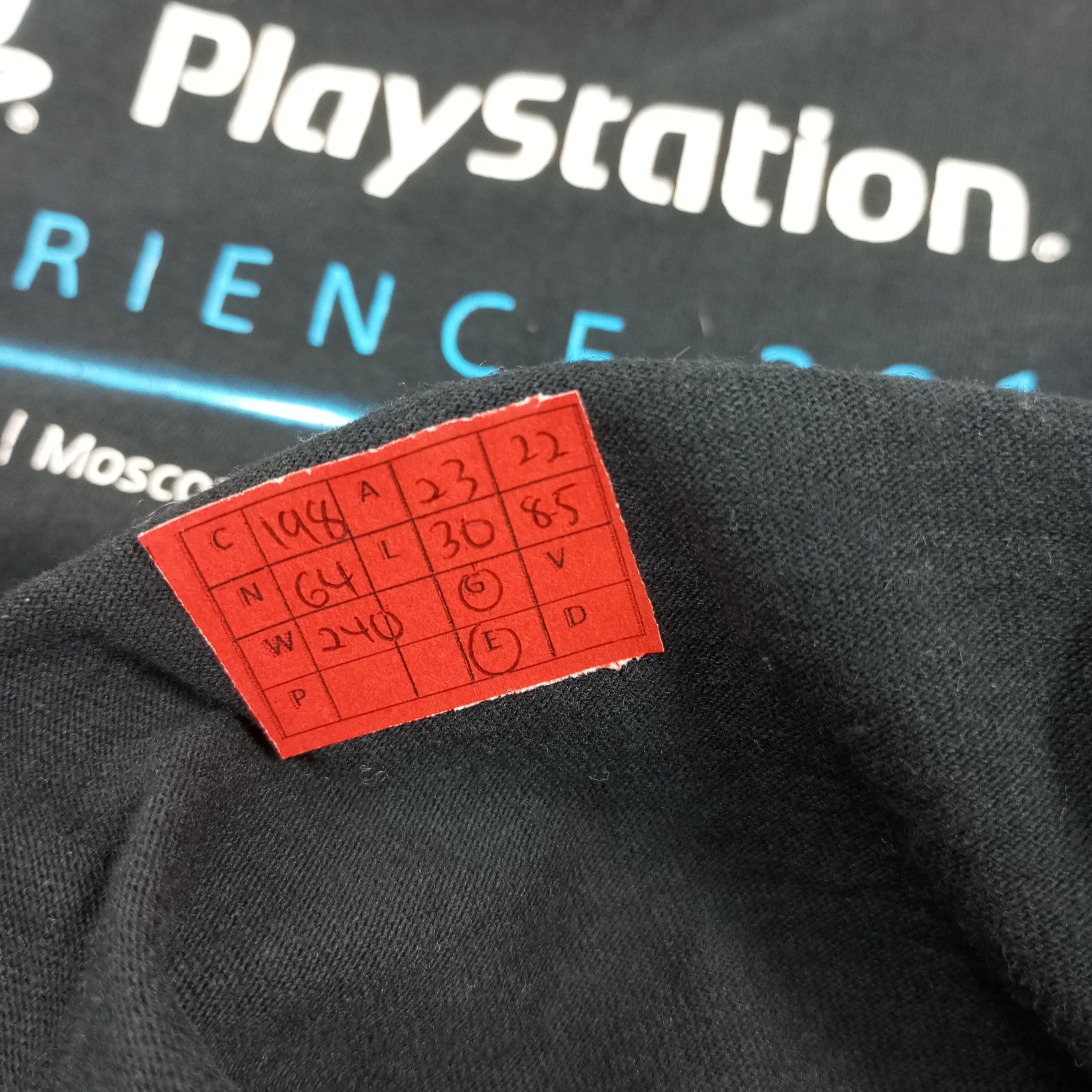 Playstation × The Game × Vintage Playstation Video Games Promo Style Tshirt Size US XL / EU 56 / 4 - 8 Thumbnail