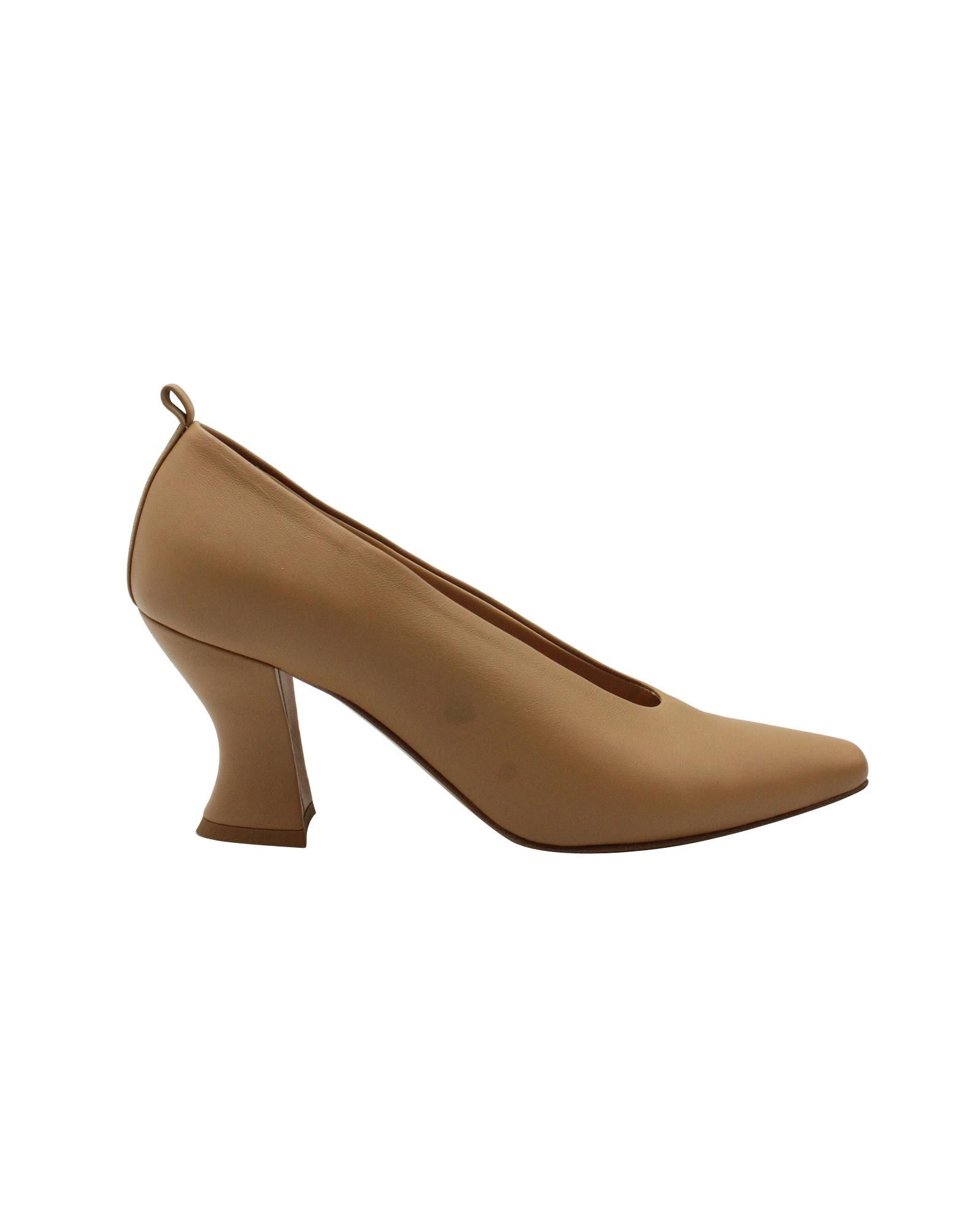 image of Bottega Veneta Nude Leather Almond-Toe Pumps With V-Cut Opening And Curved Heel Shoes, Women's (Siz