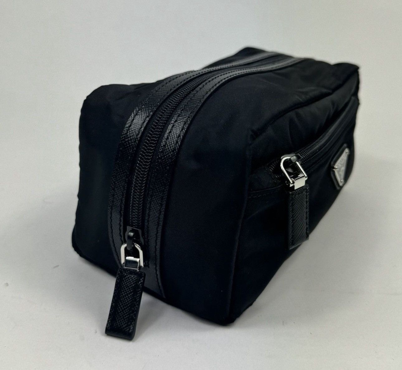 Prada PRADA RE-NYLON MEDIUM SAFFIANO WASH BAG Size ONE SIZE - 5 Thumbnail