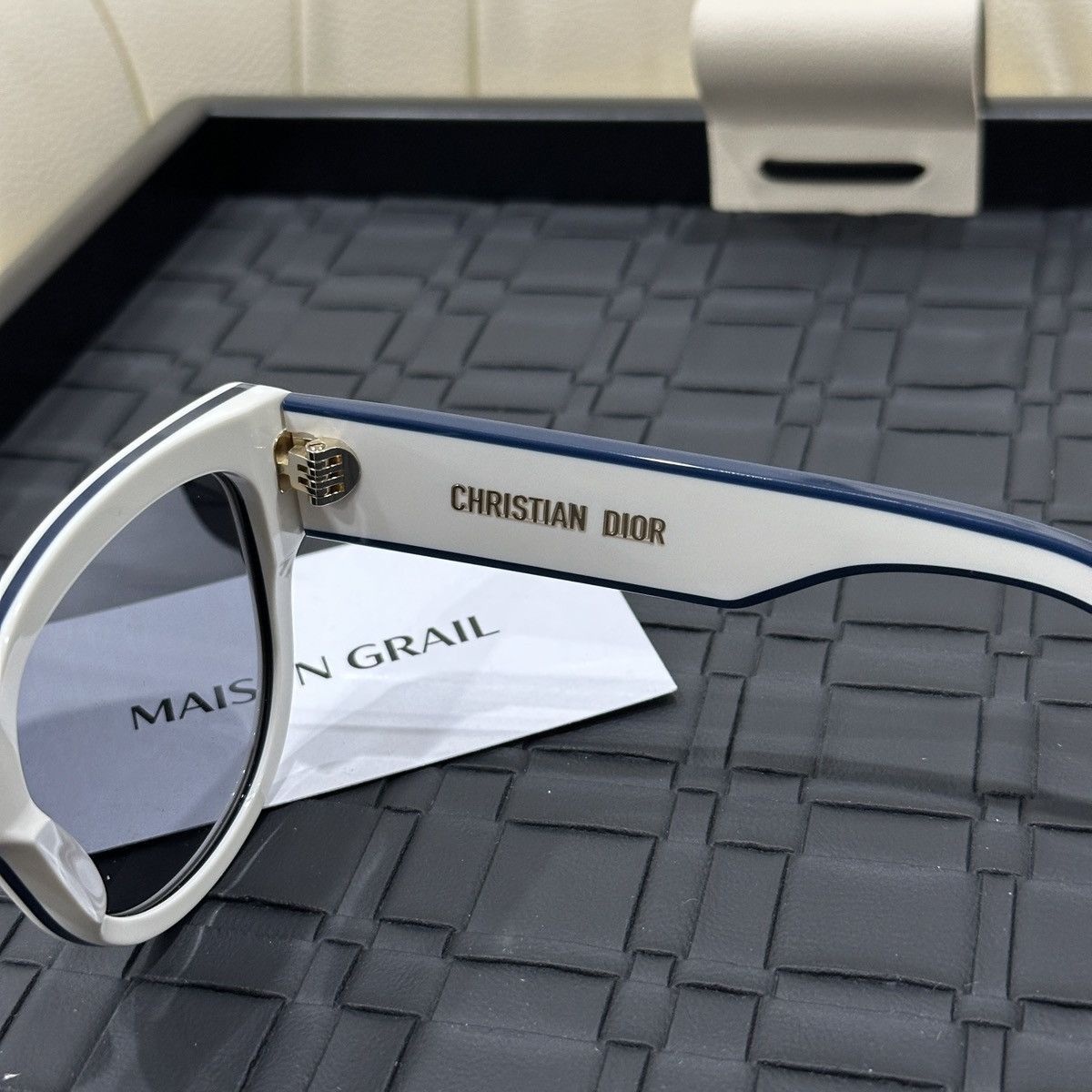 Dior DIOR DIORPACIFIC B2I 95A8 SUNGLASSES Size ONE SIZE - 4 Thumbnail