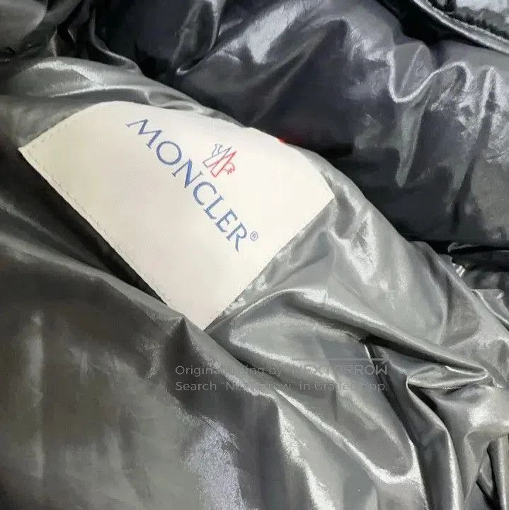 Moncler Moncler Maya Series Short Hooded Down Jacket. Size US XXS / EU 40 - 6 Thumbnail