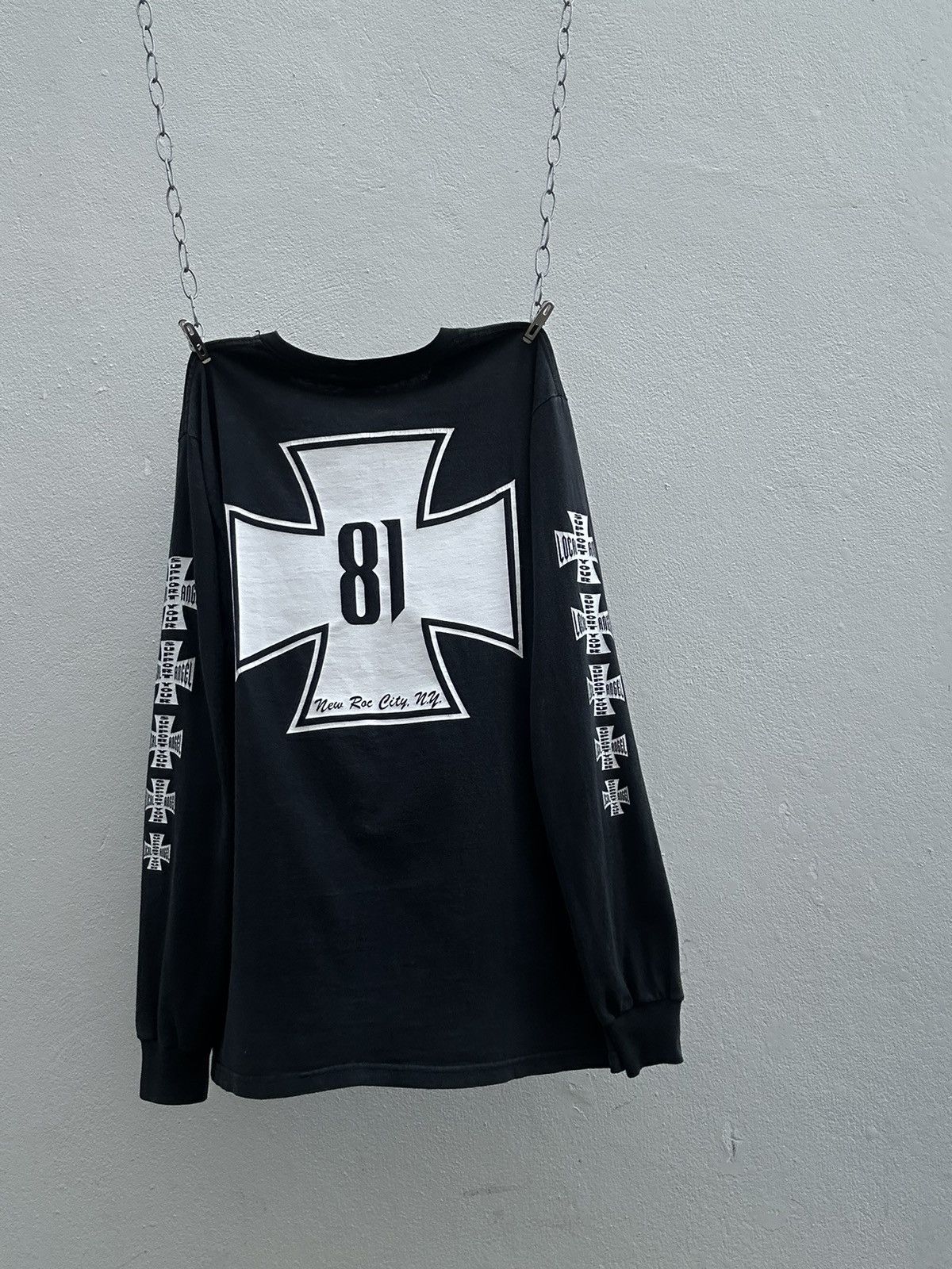 Vintage Support your local angel L/S Size US L / EU 52-54 / 3 - 1 Thumbnail