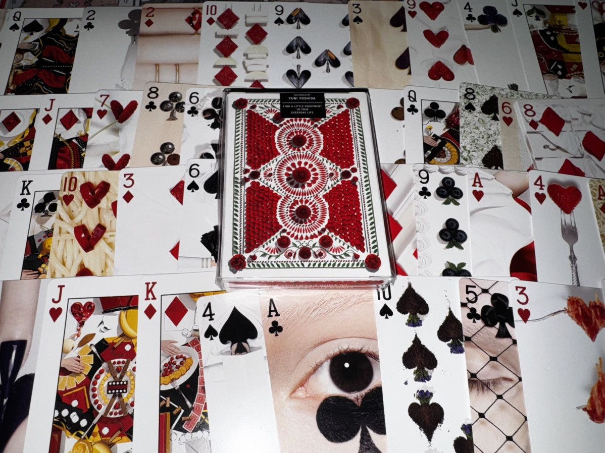 Other Yuni Yoshida Poker Cards Size ONE SIZE - 1 Thumbnail