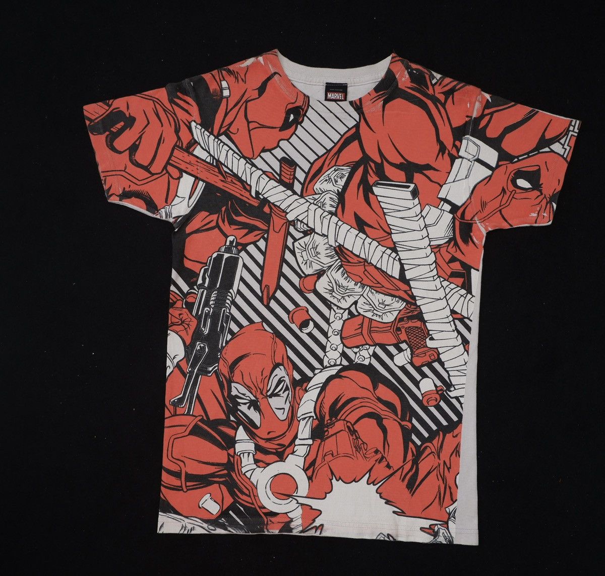 Marvel Comics Deadpool Vintage allover print mad engine Tag Size US S / EU 44-46 / 1 - 2 Thumbnail