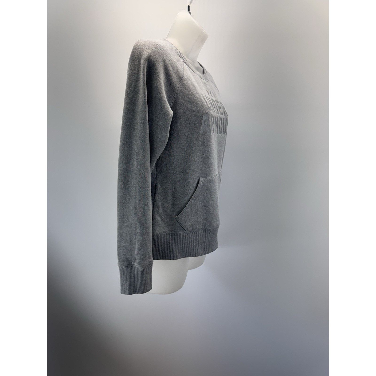 Under Armour Under Armour Sweatshirt Women’s Small Grey Cold Gear Gray Size S / US 4 / IT 40 - 4 Thumbnail