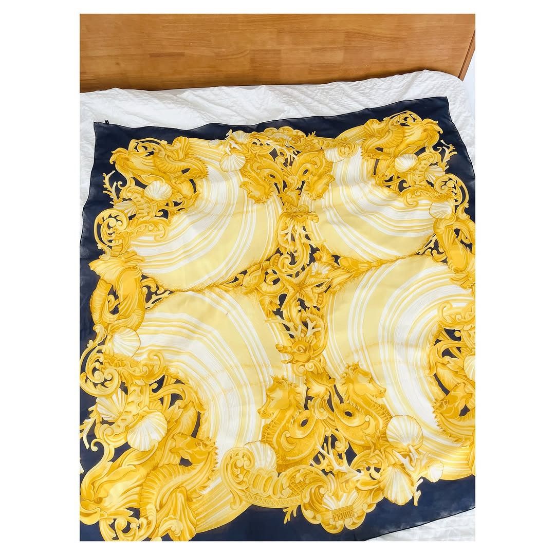 Gianfranco Ferre Gianfranco Ferre Scarf Size ONE SIZE - 5 Thumbnail