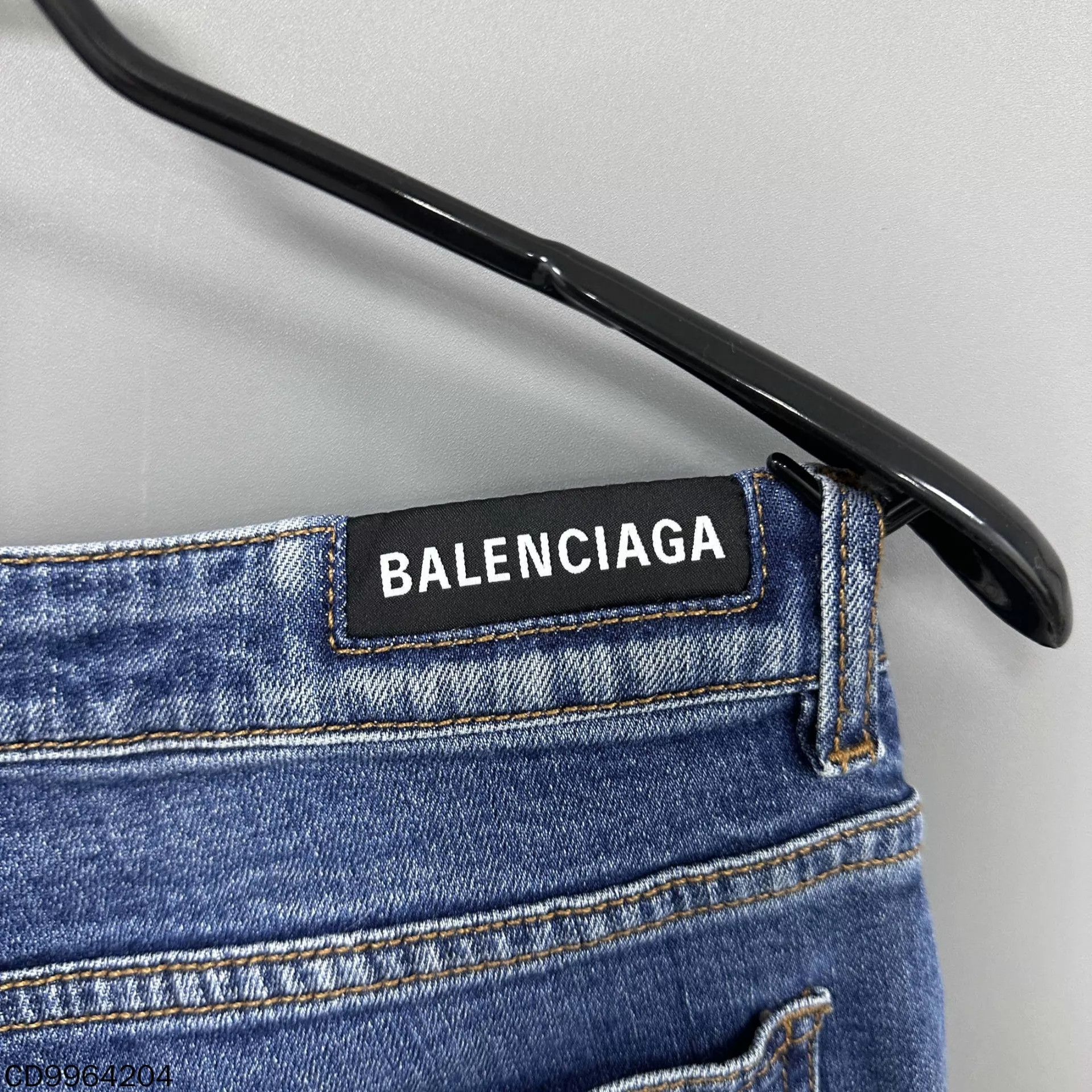 Balenciaga Balenciaga Back Logo Scimitar Flare Jeans Size US 27 - 5 Thumbnail