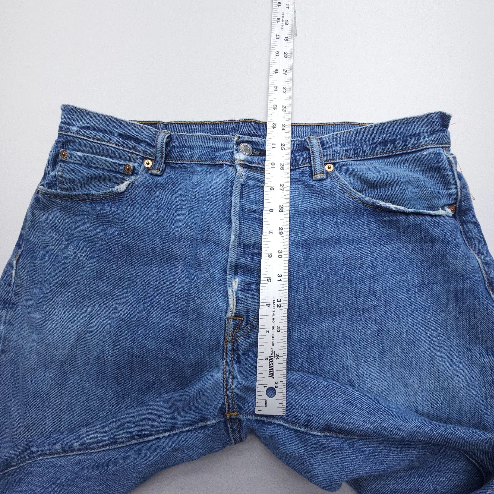 Levi's VINTAGE Levi's 501 Straight Jeans Mens 36 x 32 Blue Distressed Worn-in Denim Button Fly 5-Pocket Regular Fit - American Classic Style Size US 36 / EU 52 - 7 Thumbnail