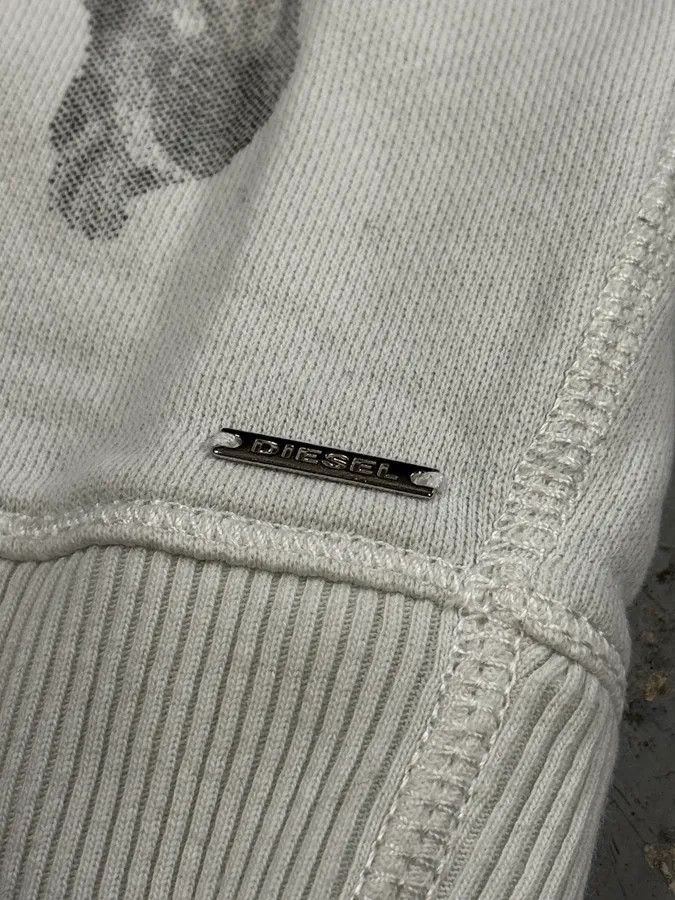 Diesel 2000s Diesel White & Grey Feather Print Sweater Size US XS / EU 42 / 0 - 9 Thumbnail