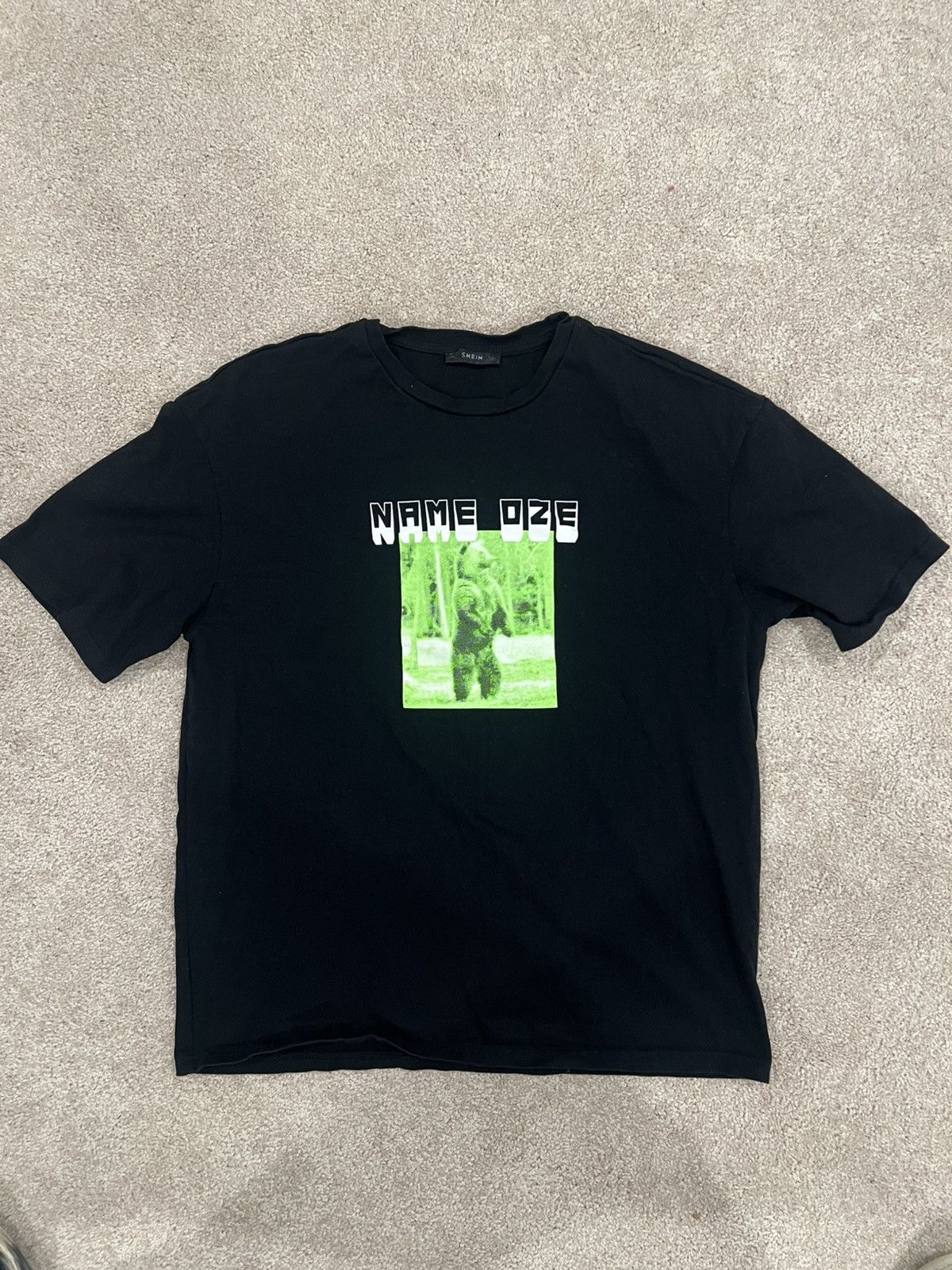 Shein Graphic T shirt Size US L / EU 52-54 / 3 - 1 Thumbnail