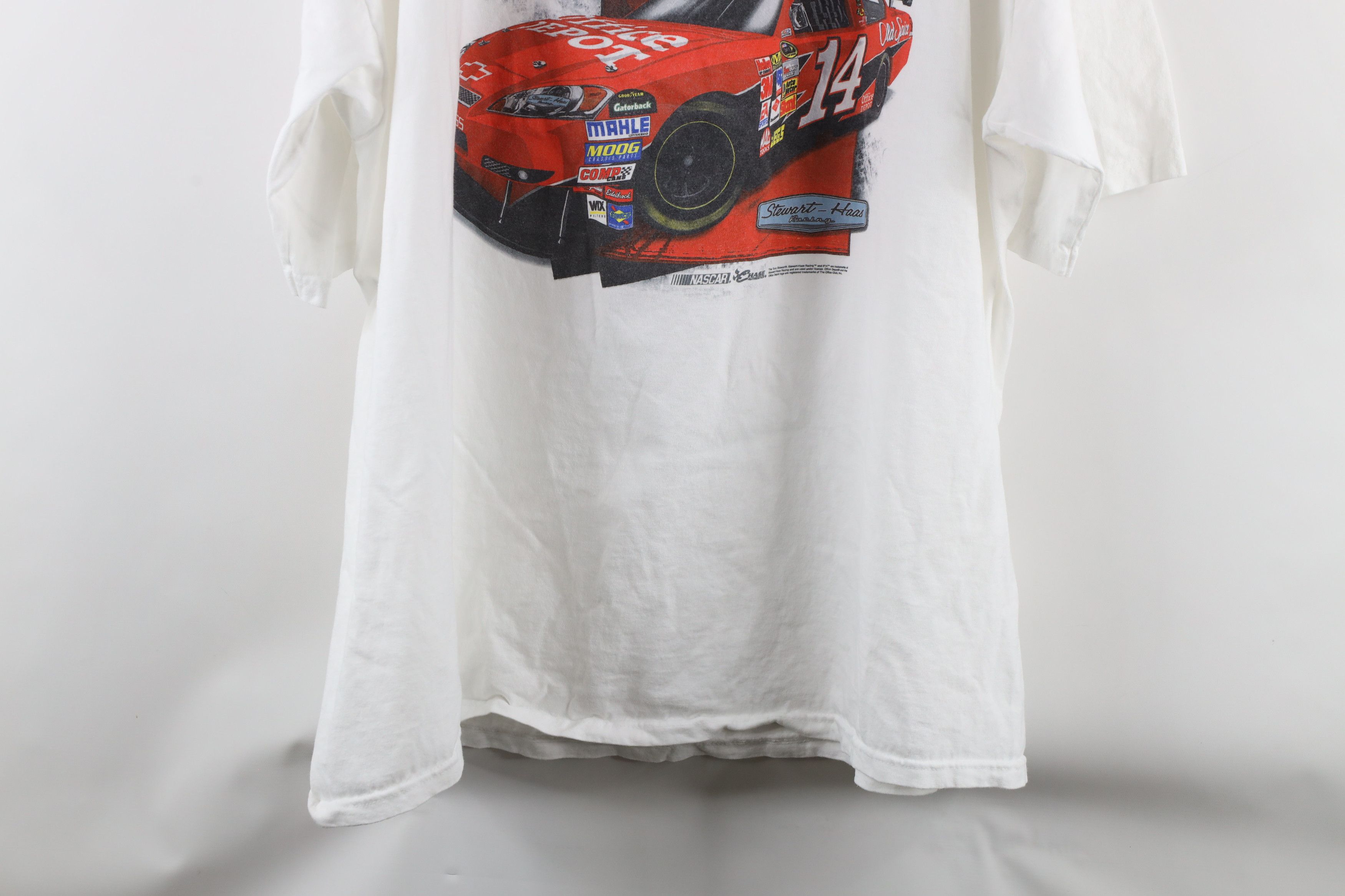 Vintage Vintage NASCAR Stewart Racing Short Sleeve T-Shirt White Size US XXL / EU 58 / 5 - 10 Thumbnail