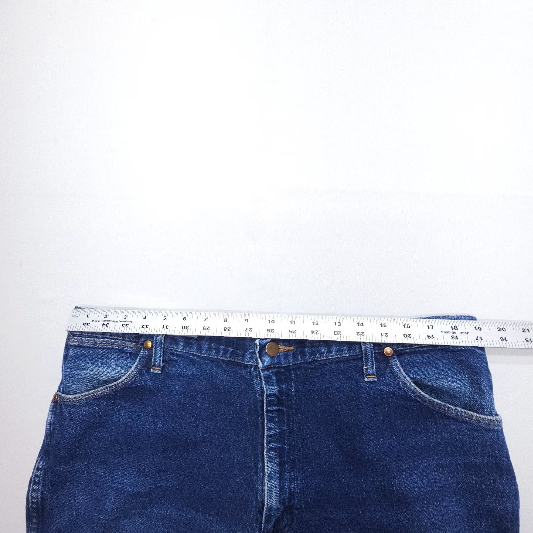 Wrangler Wrangler Jeans Denim Bootcut Mens 40 Regular Blue Dark Wash 30 in 5-Pocket USA Cowboy Vintage: No Size US 40 / EU 56 - 7 Thumbnail