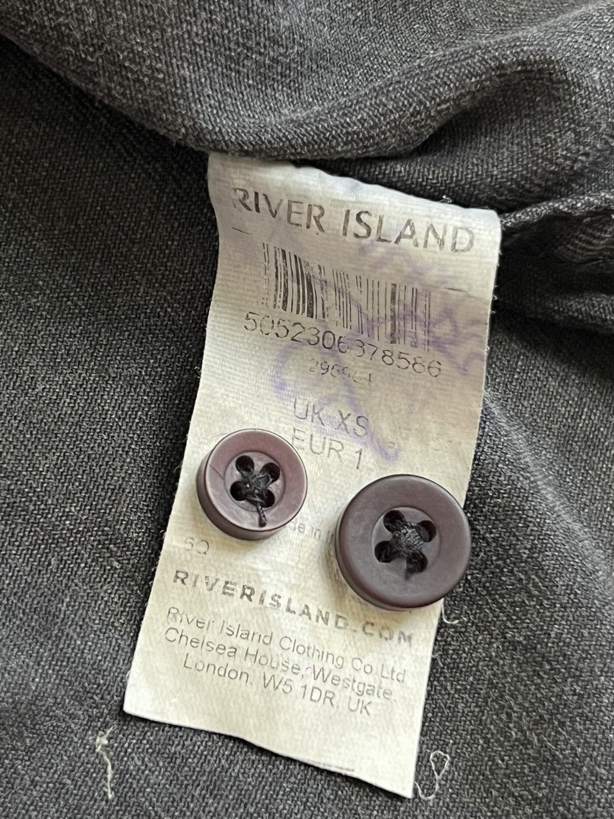 River Island River Island Washed Patched Denim Shirt (Streetwear) Size XS Size US XS / EU 42 / 0 - 5 Thumbnail