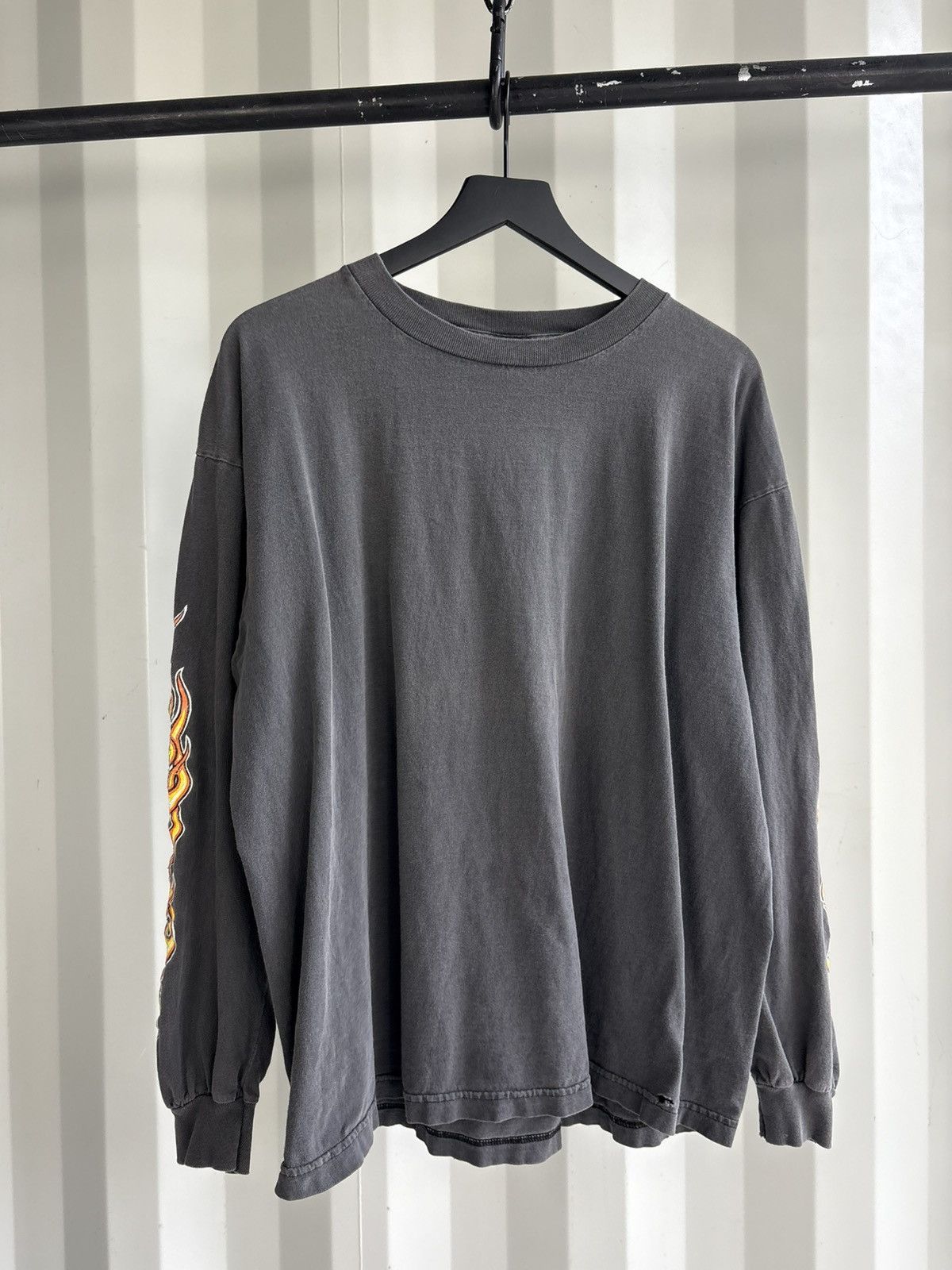 Vintage Thrashed Flame Sleeve Faded Distressed Shirt GRUNGE Band Size US XL / EU 56 / 4 - 2 Thumbnail