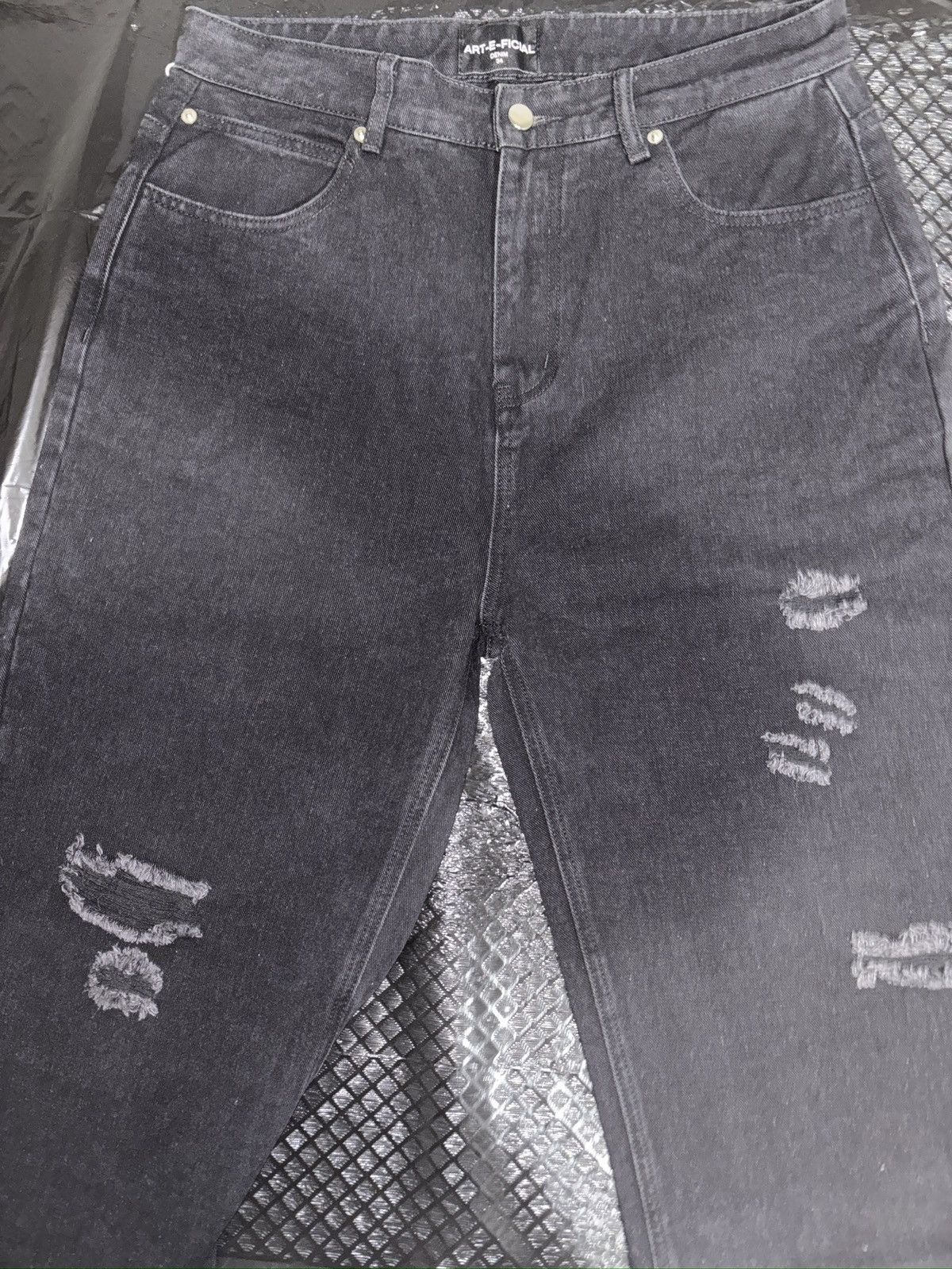 Other Art-E-Ficial Black Lightly Distressed Jeans Size US 34 / EU 50 - 2 Thumbnail