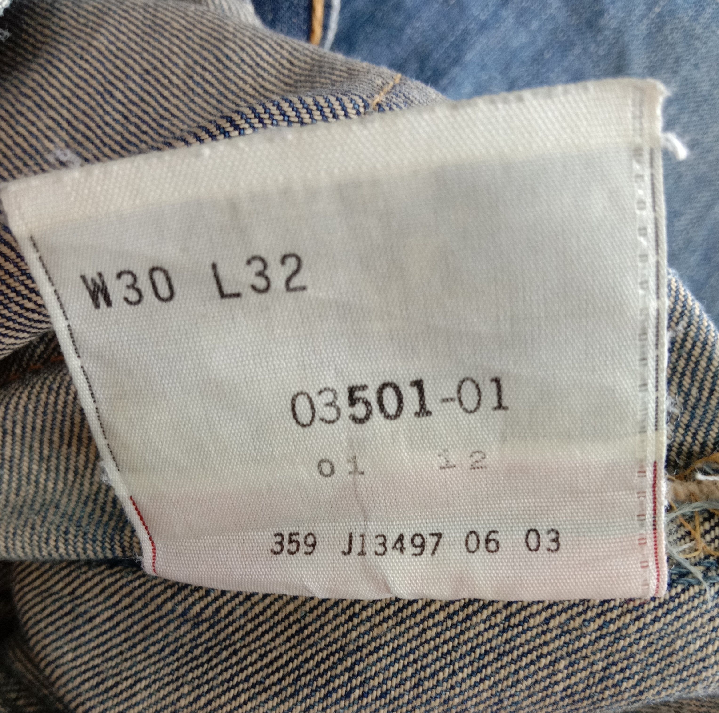Levi's Vintage Levi’s 501 Jeans Rusty Distressed Denim Size US 30 / EU 46 - 13 Thumbnail