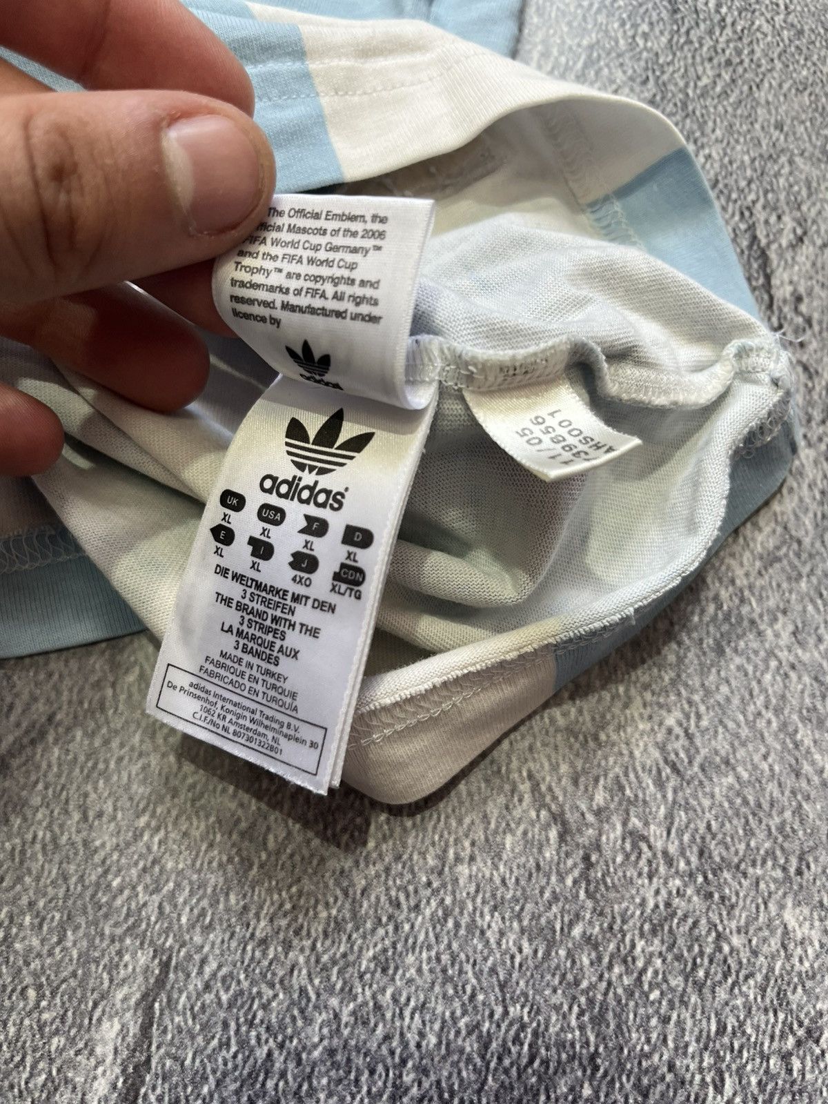 Vintage Vintage 2005 Mens ADIDAS ORIGINALS Argentina Team FIFA World Size US XL / EU 56 / 4 - 10 Thumbnail