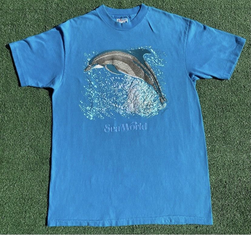 Hanes Vintage 80s Dolphin Sea World Raised Graphic T-Shirt Womens Size M / US 6-8 / IT 42-44 - 1 Thumbnail