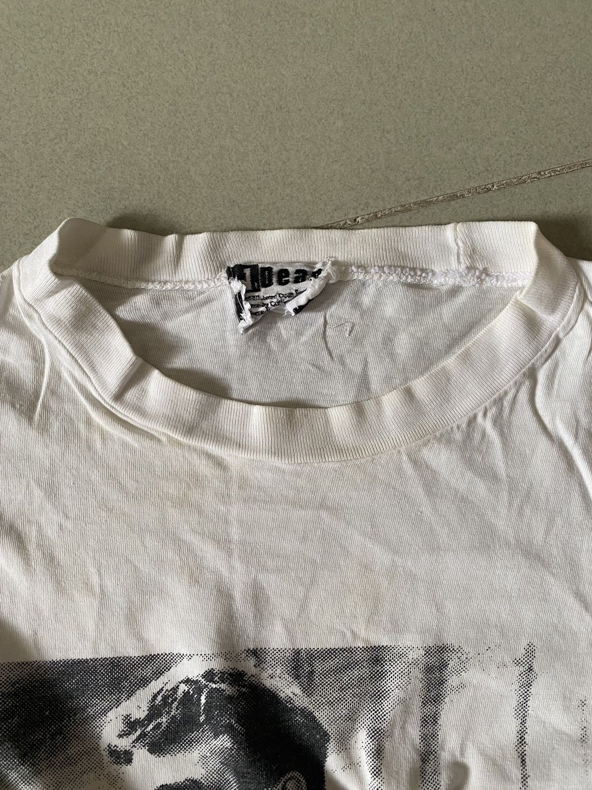 Band Tees DISTRESSED VINTAGE JAMES DEANS 1991 Size US S / EU 44-46 / 1 - 7 Thumbnail