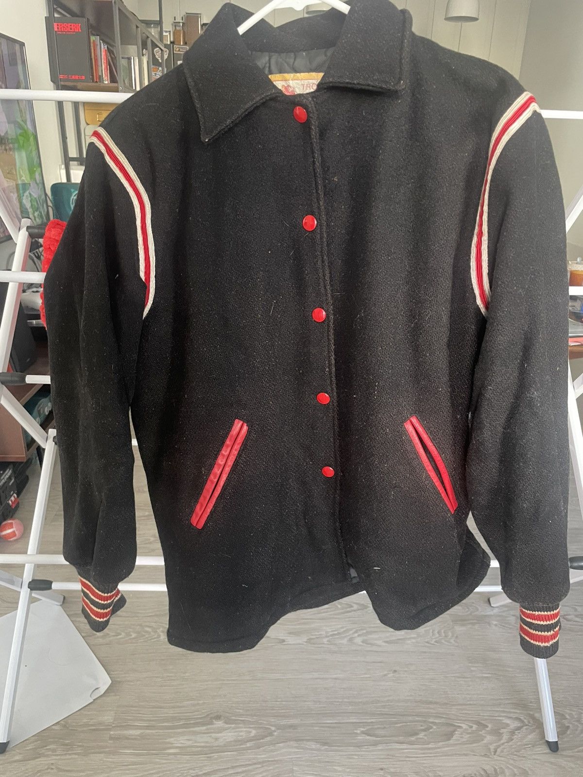 Vintage Vintage Black Varsity Jacket Size US M / EU 48-50 / 2 - 1 Thumbnail