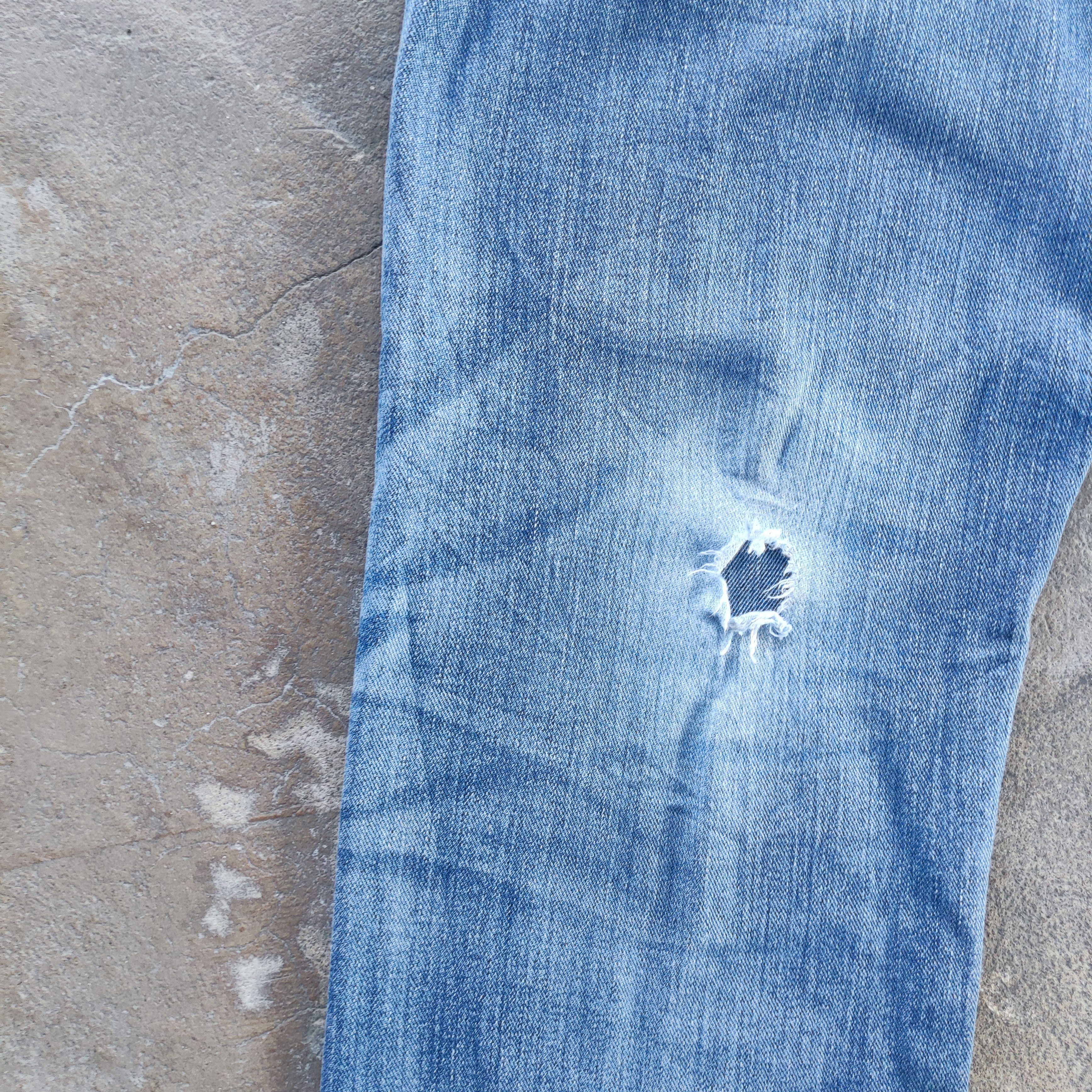 Japanese Brand Vintage Japanese Brand Jeans Ripped Faded Pants Size US 35 - 10 Thumbnail