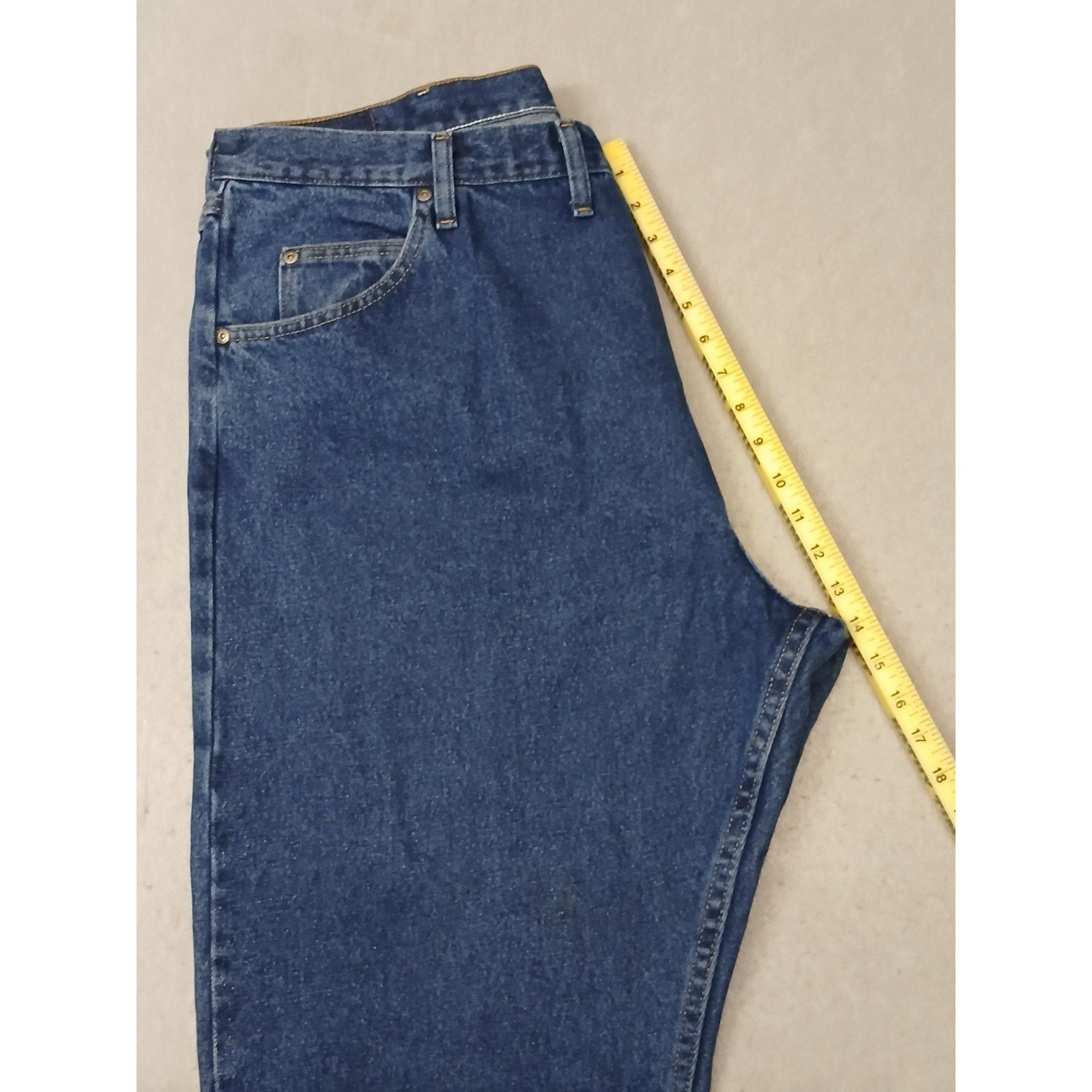 Wrangler Wranlger (44x29) Men's Relaxed Straight Leg Blue Denim Jeans Size US 44 / EU 60 - 6 Thumbnail