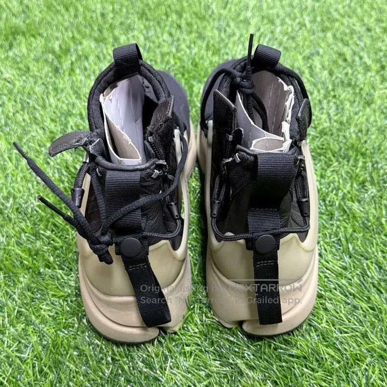 Acronym Acronym size M Jointly named functional shoes Size US 8 / EU 41 - 5 Thumbnail