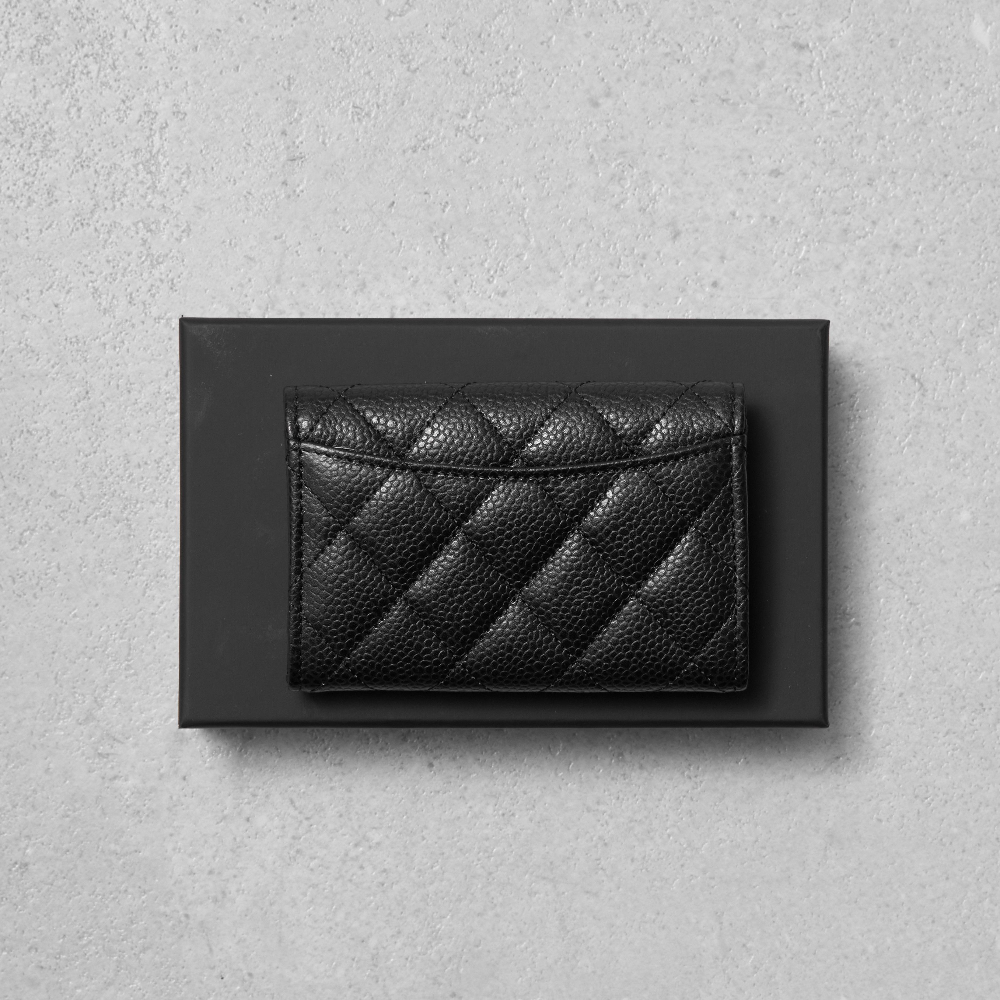 Chanel CHANEL Flap Card Hold Veau Graine/MJP Noir Size ONE SIZE - 2 Thumbnail