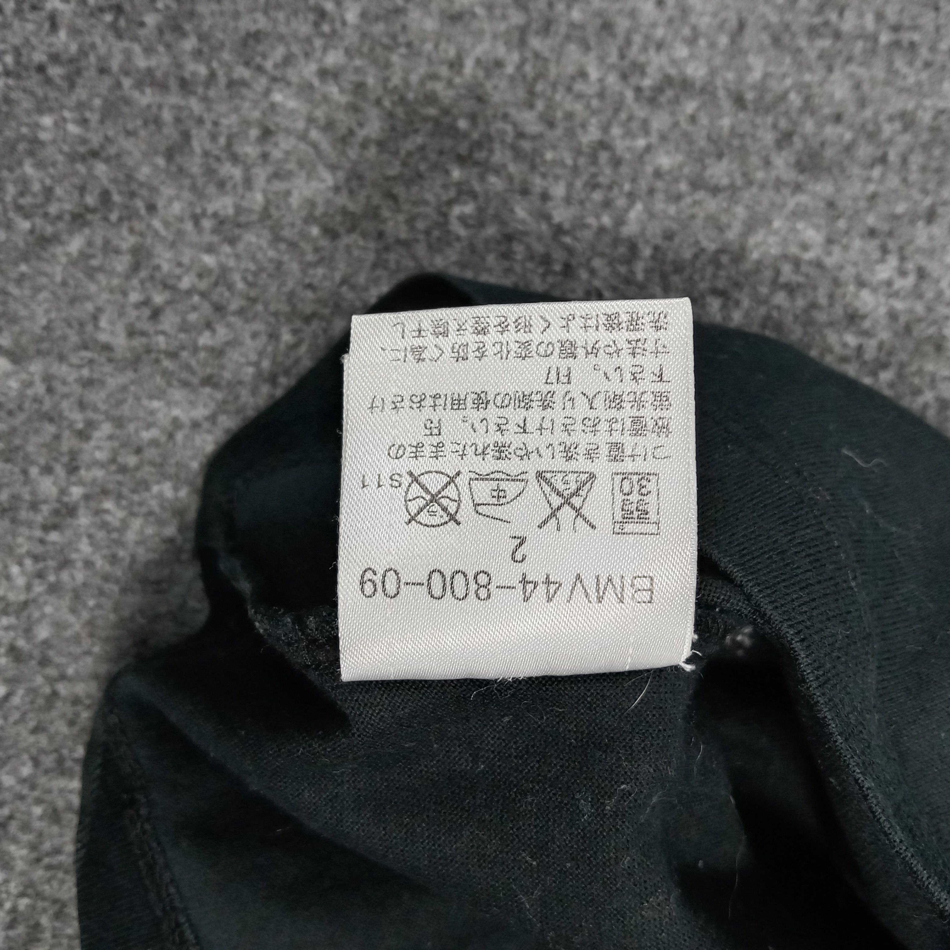 Burberry Burberry Black Label Designer V Neck Tshirt C294N62 Size S / US 4 / IT 40 - 10 Thumbnail