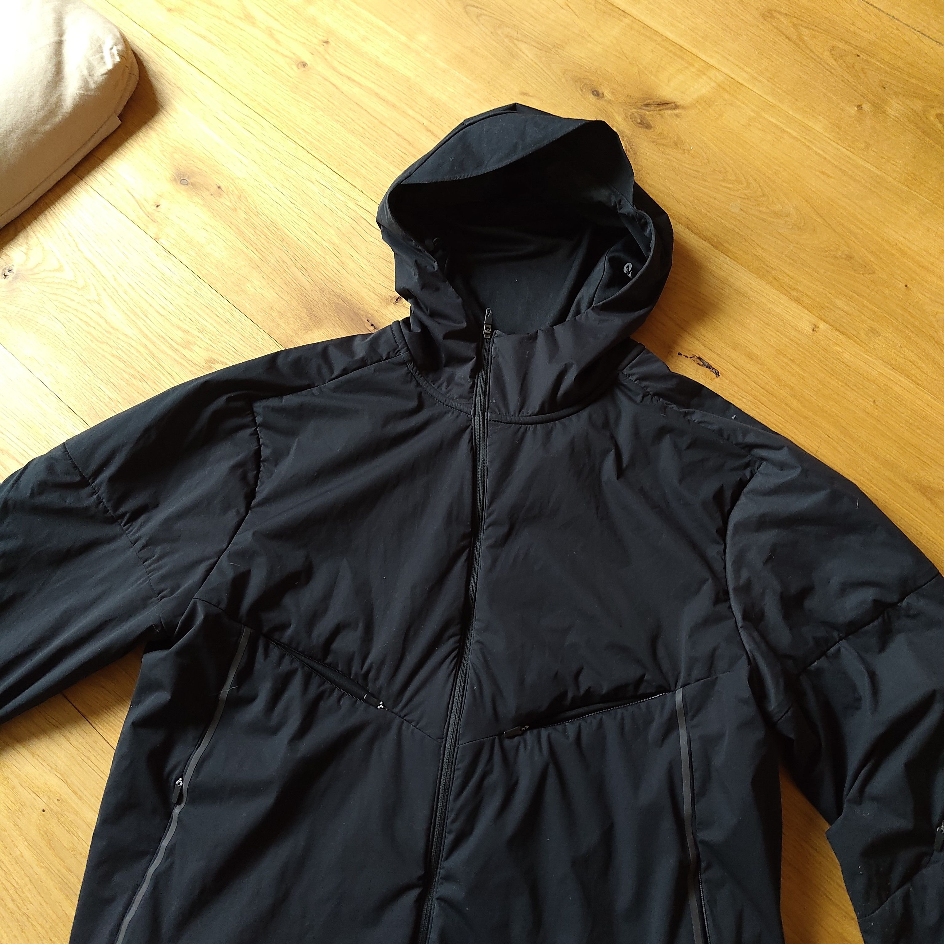 Nike Running division jacket - zip ventilation & built in mittens Size US S / EU 44-46 / 1 - 4 Thumbnail
