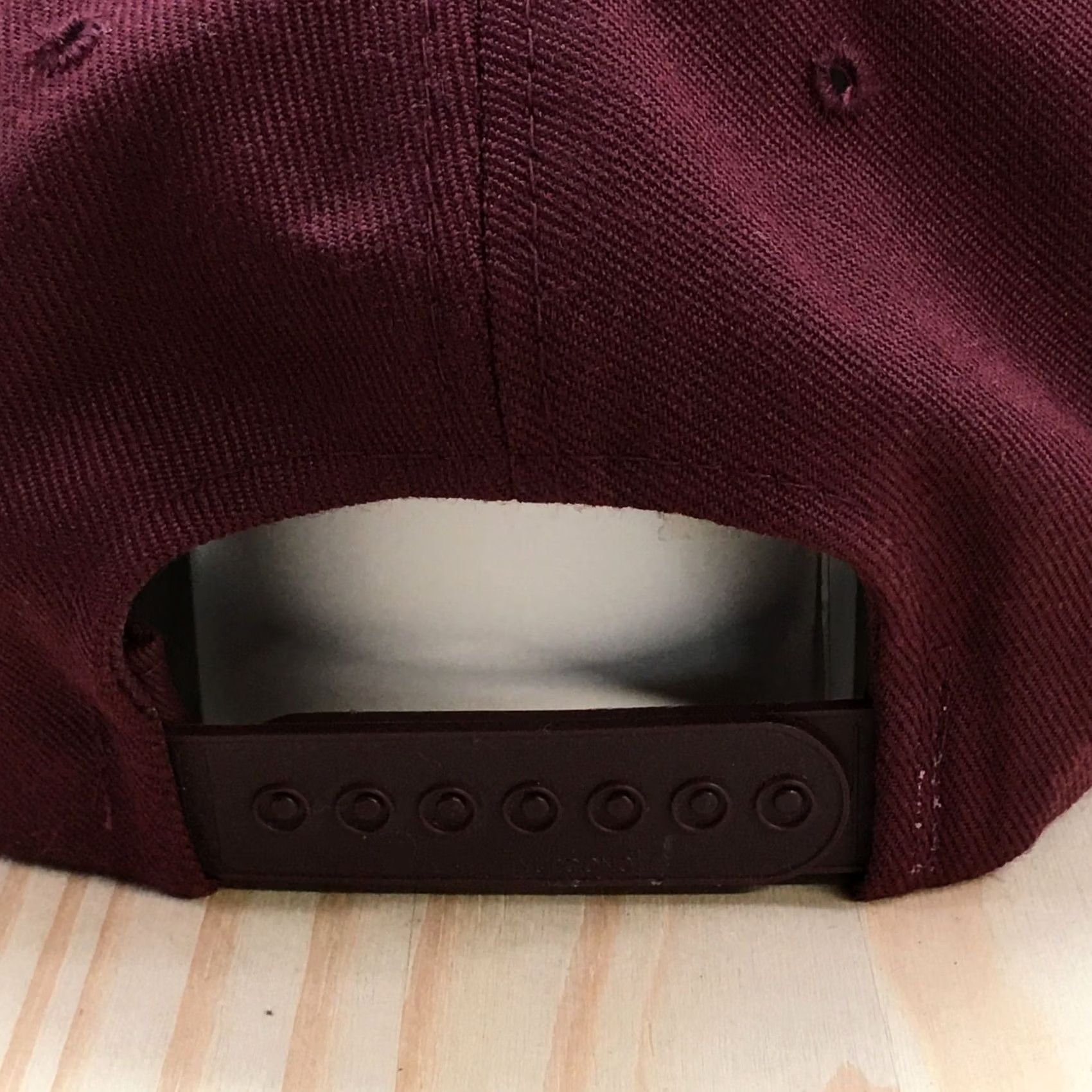 Vintage INGLAS Logo Snapback Cap Hat Mens One Size Maroon Adjustable Embroidered Yupoong Size ONE SIZE - 7 Thumbnail