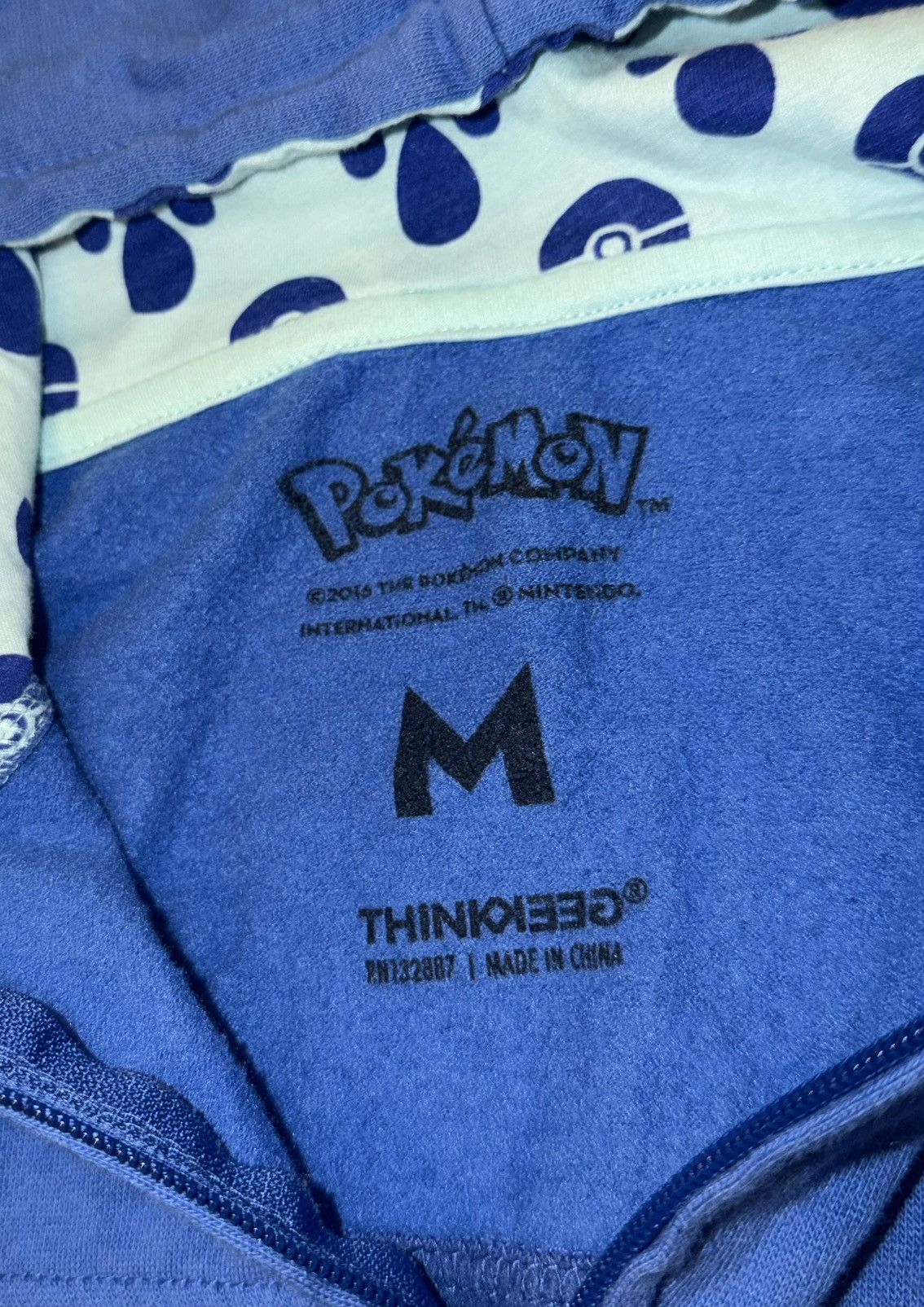 Pokemon Pokemon Thinkgeek Popplio Zip Hoodie Jacket Medium Size US M / EU 48-50 / 2 - 3 Thumbnail