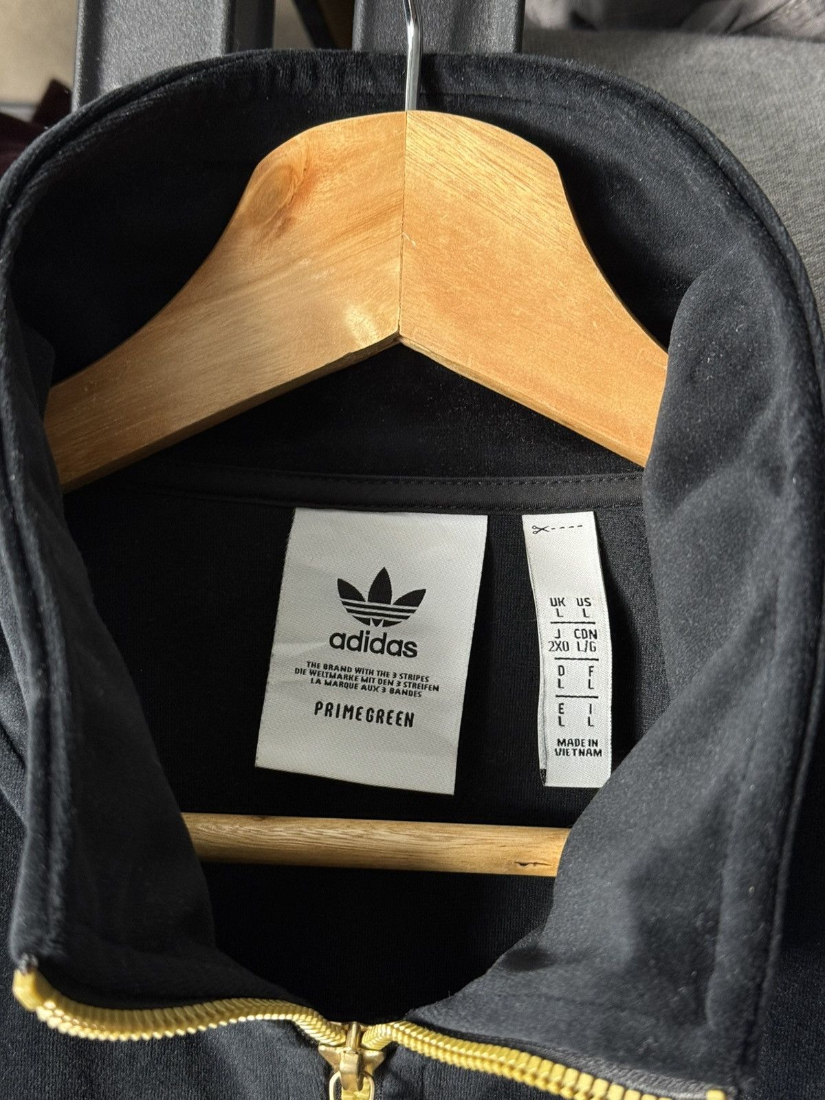Adidas Adidas Luxe Velour Firebird Track Jacket Black Gold Zip L Size US L / EU 52-54 / 3 - 10 Thumbnail