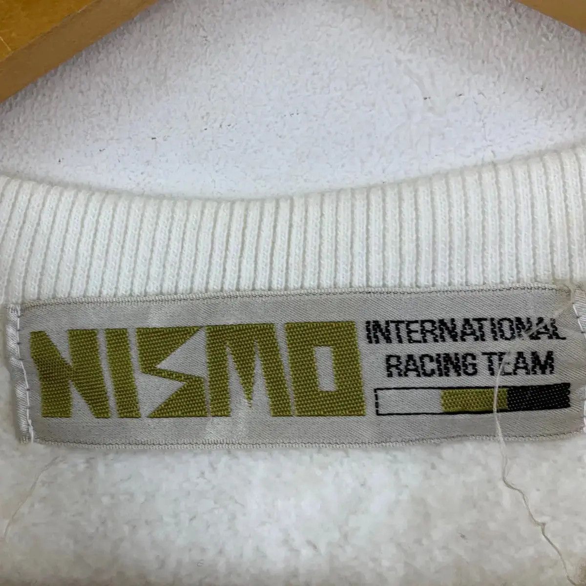 Vintage Vintage NISSAN NISMO Racing Team Motorsport Sweatshirt Size US L / EU 52-54 / 3 - 5 Thumbnail