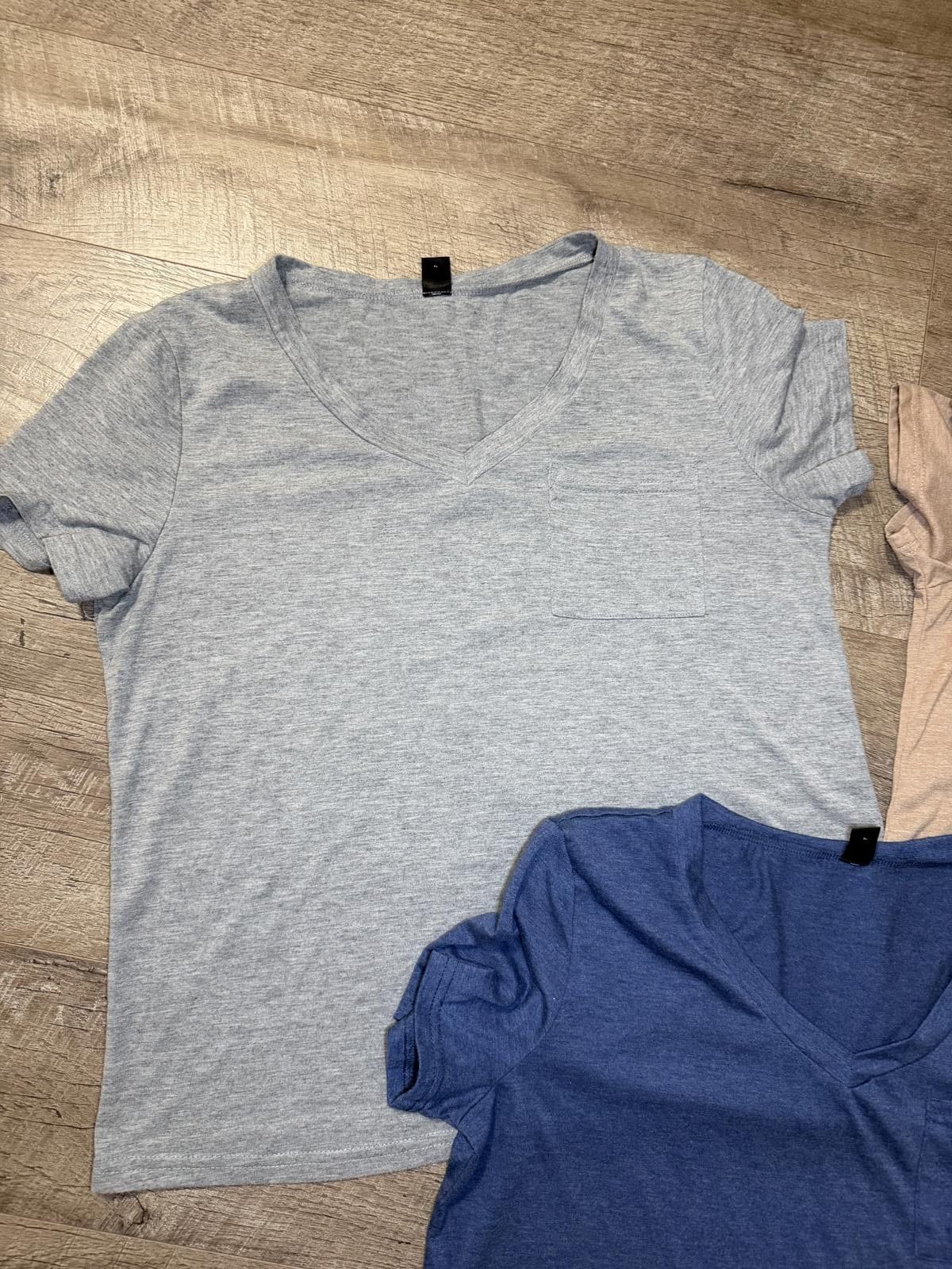Shein Shein Solid Color V-Neck Casual T-Shirts Size XL / US 12-14 / IT 48-50 - 2 Thumbnail
